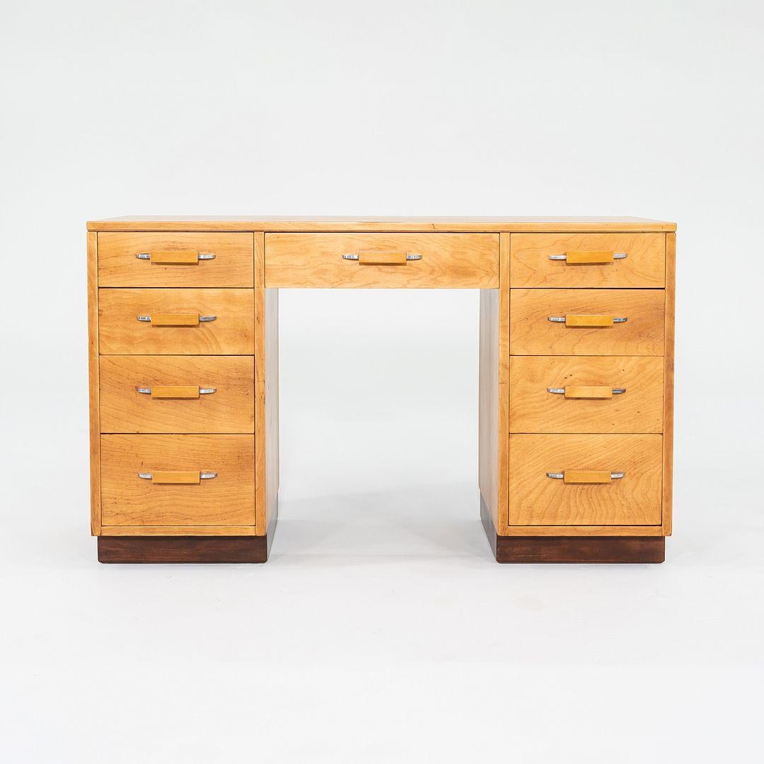 1939 Eliel Saarinen, Pipsan, Swanson FHA Scrivania / Vanità in betulla in vendita 4
