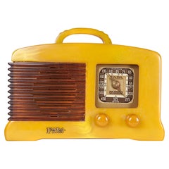 1939 Fada Catalin Radio Model L56 – Butterscotch/Root Beer