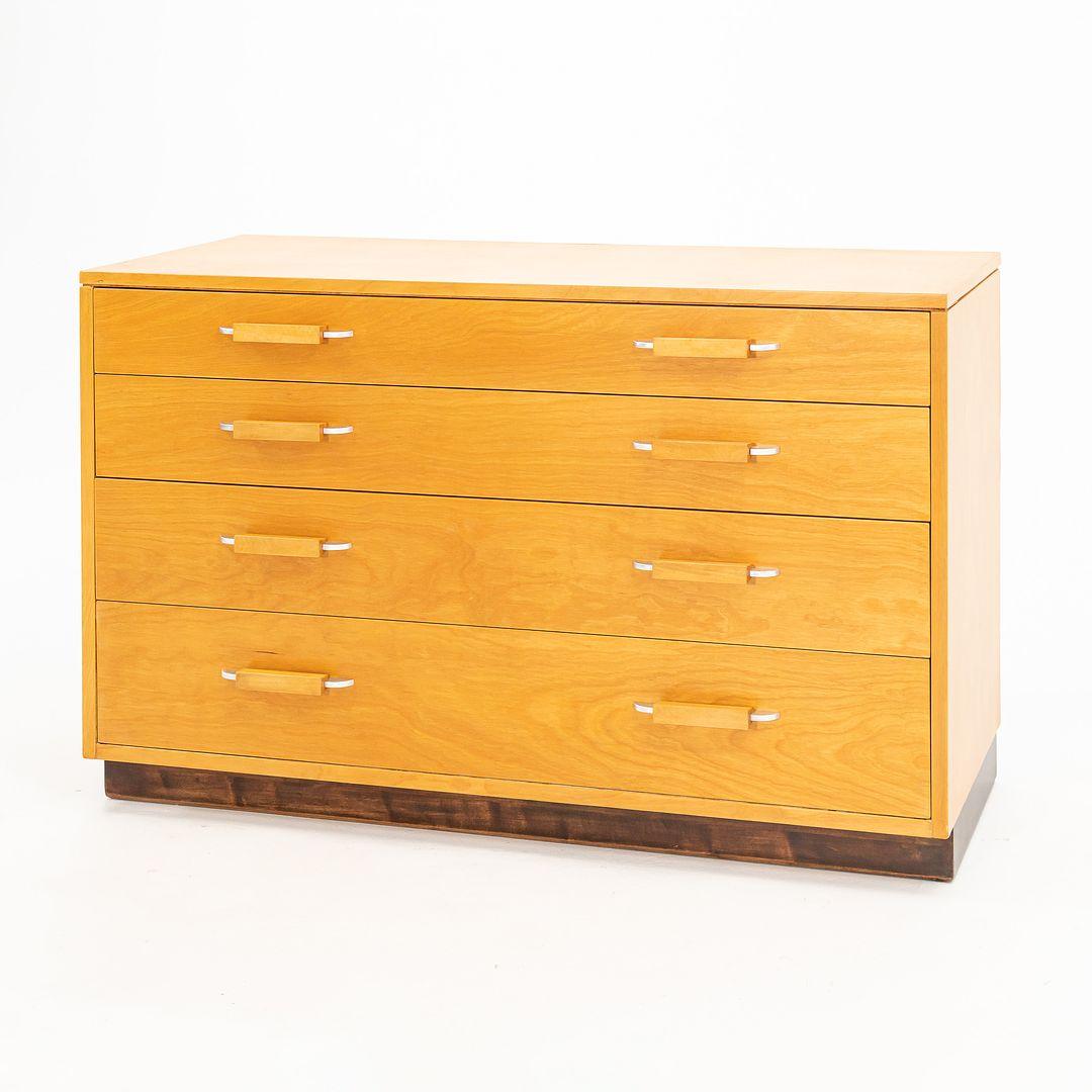 Americano 1939 Flexible Home Arrangements Birch Credenza di Eliel Saarinen, Pipsan Swanson in vendita