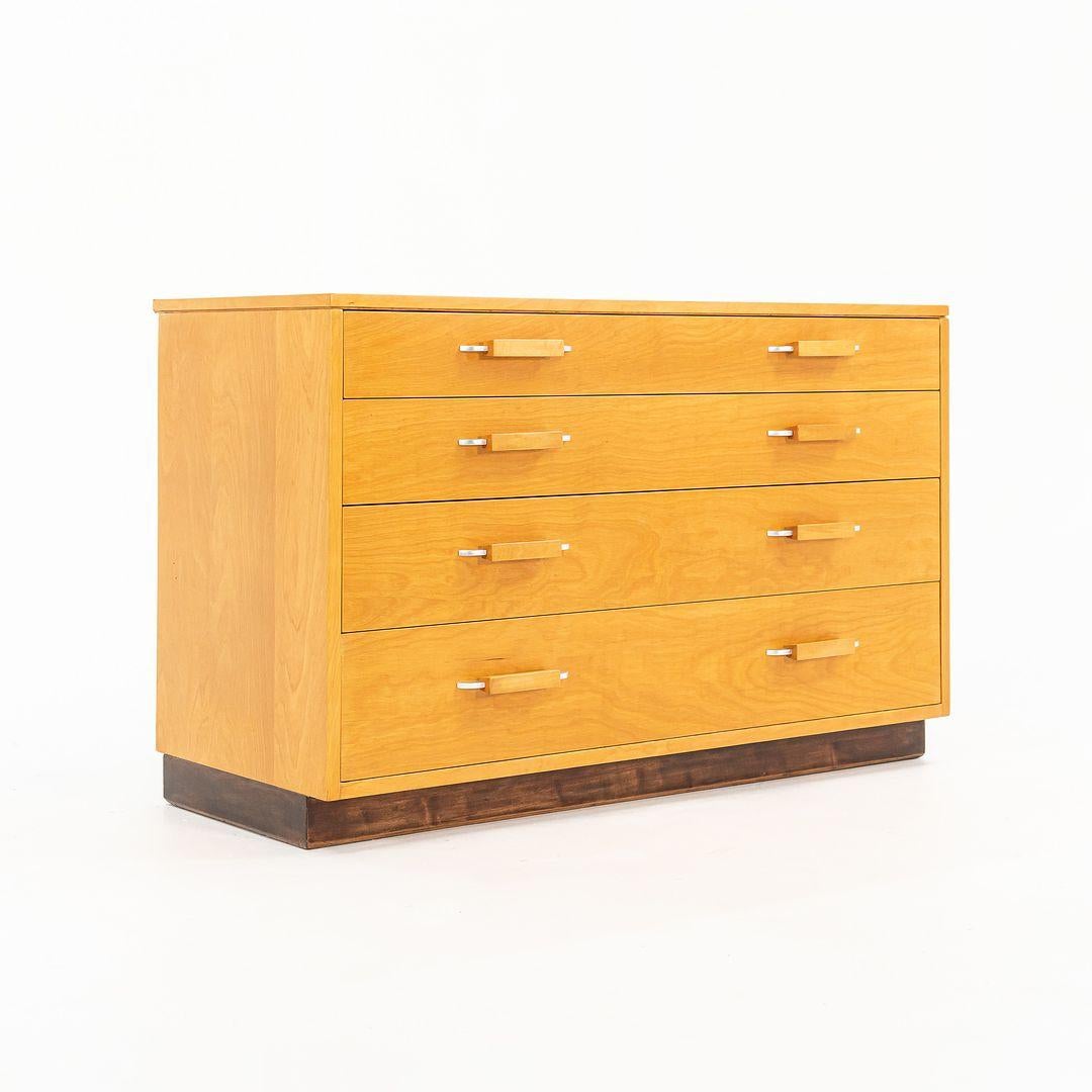 Metà XX secolo 1939 Flexible Home Arrangements Birch Credenza di Eliel Saarinen, Pipsan Swanson in vendita