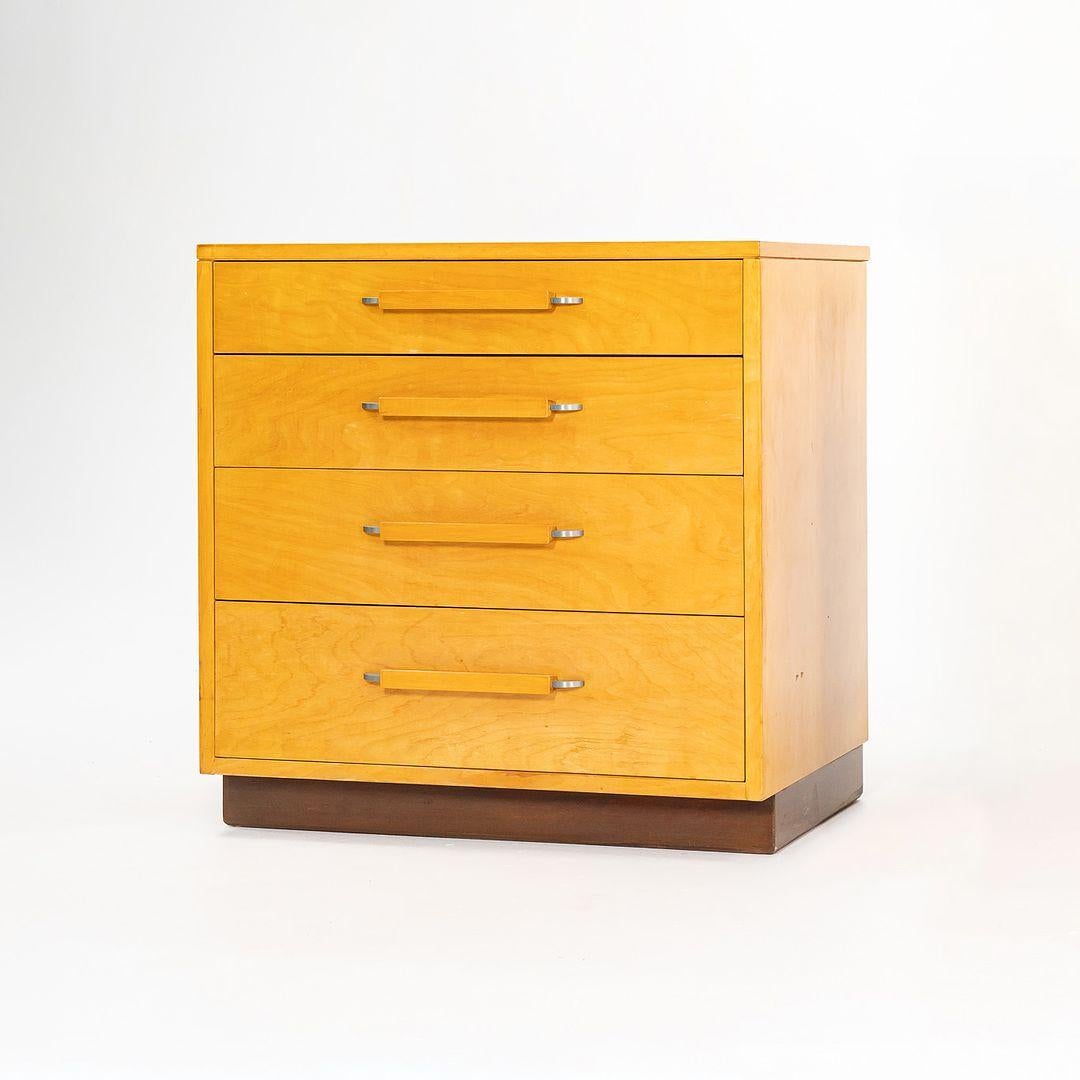 Metà XX secolo 1939 Flexible Home Arrangements Birch Dresser di Eliel Saarinen & Pipsan Swanson in vendita