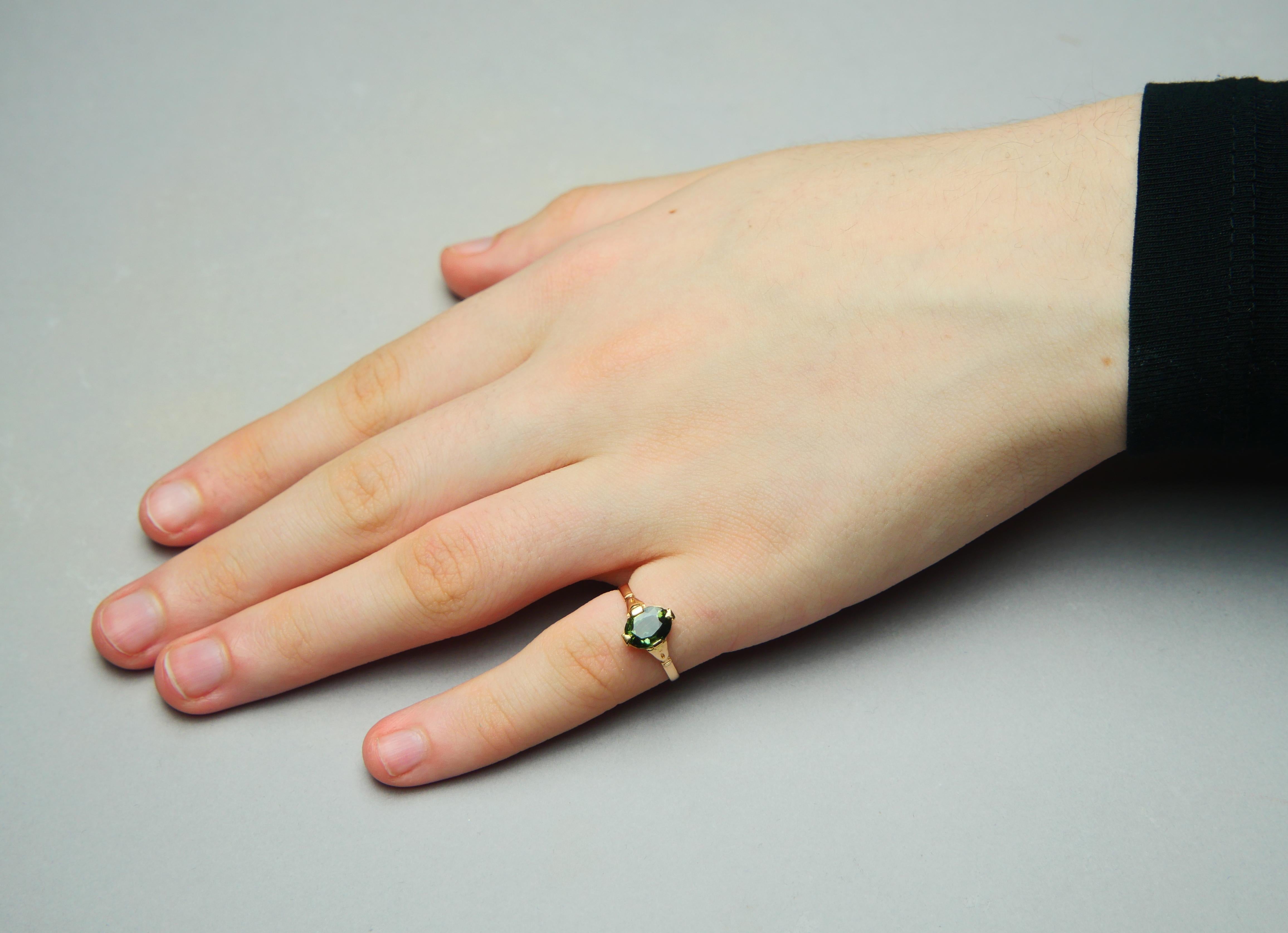 1939 Lilian's Ring natural 1.5ct Green Sapphire solid 18K Gold ØUS4.75/ 1.27gr 4