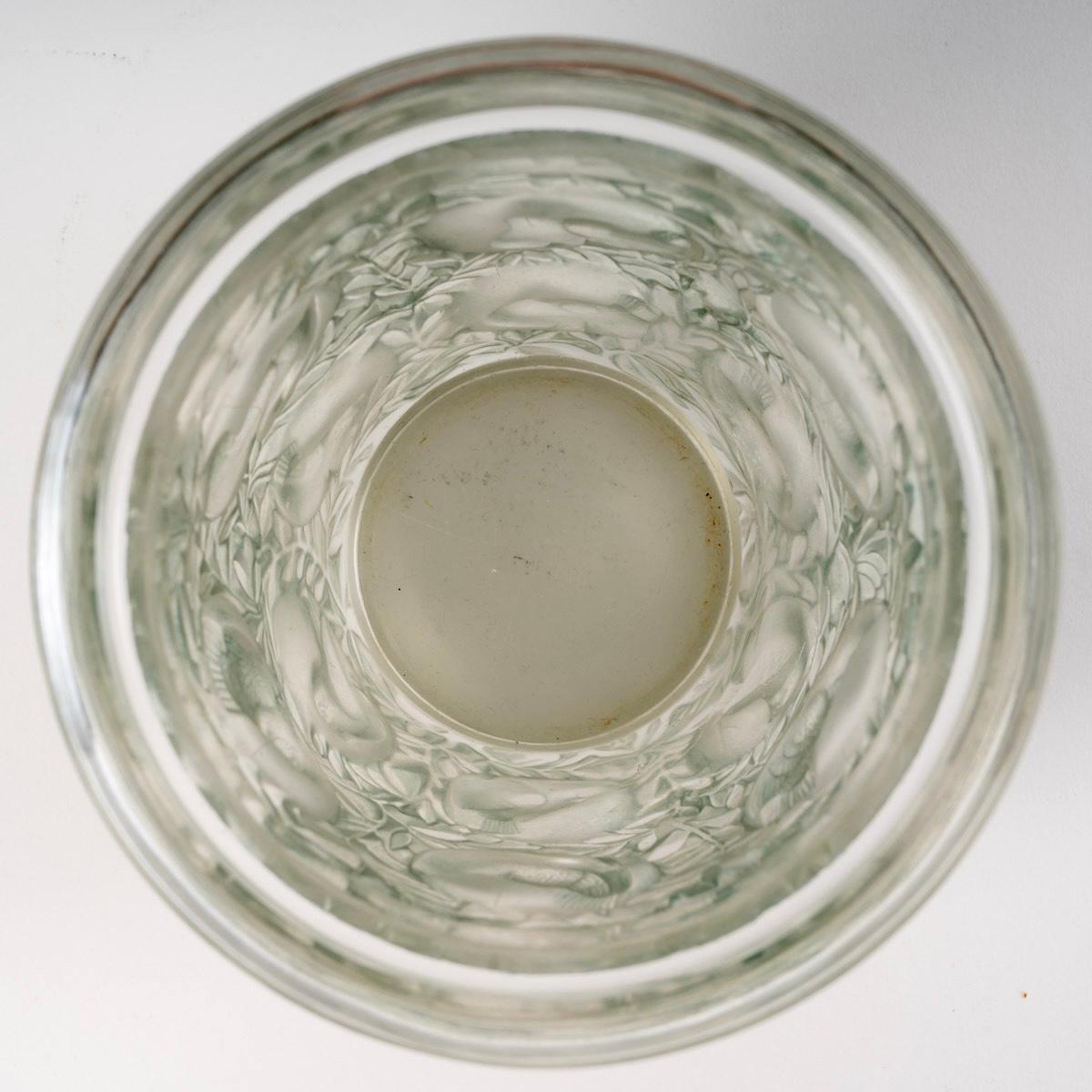 French 1939 René Lalique Bagatelle Vase in Frosted Glass with Green Patina