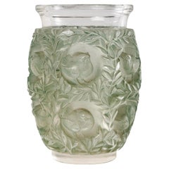 1939 René Lalique Bagatelle Vase in Frosted Glass with Green Patina