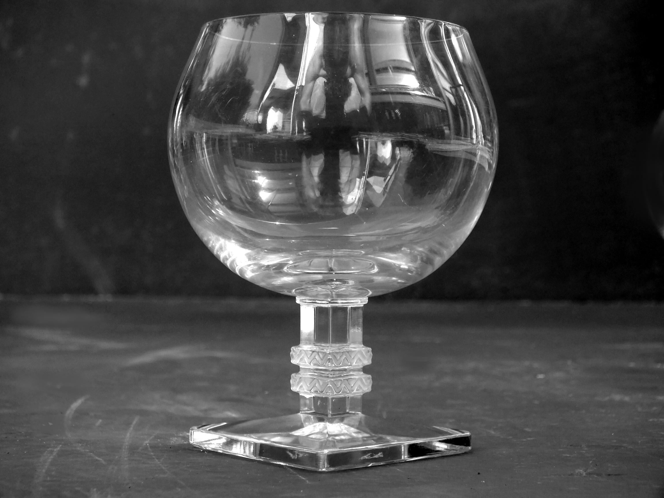 Art déco 1939 René Lalique, Ensemble de quatre verres à cognac Argos Verre clair et satiné