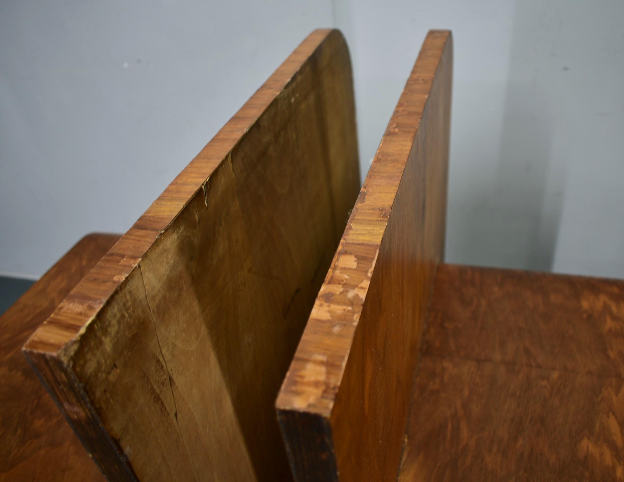 1939s Pair of Art Deco Bedside Tables, Czechoslovakia For Sale 6