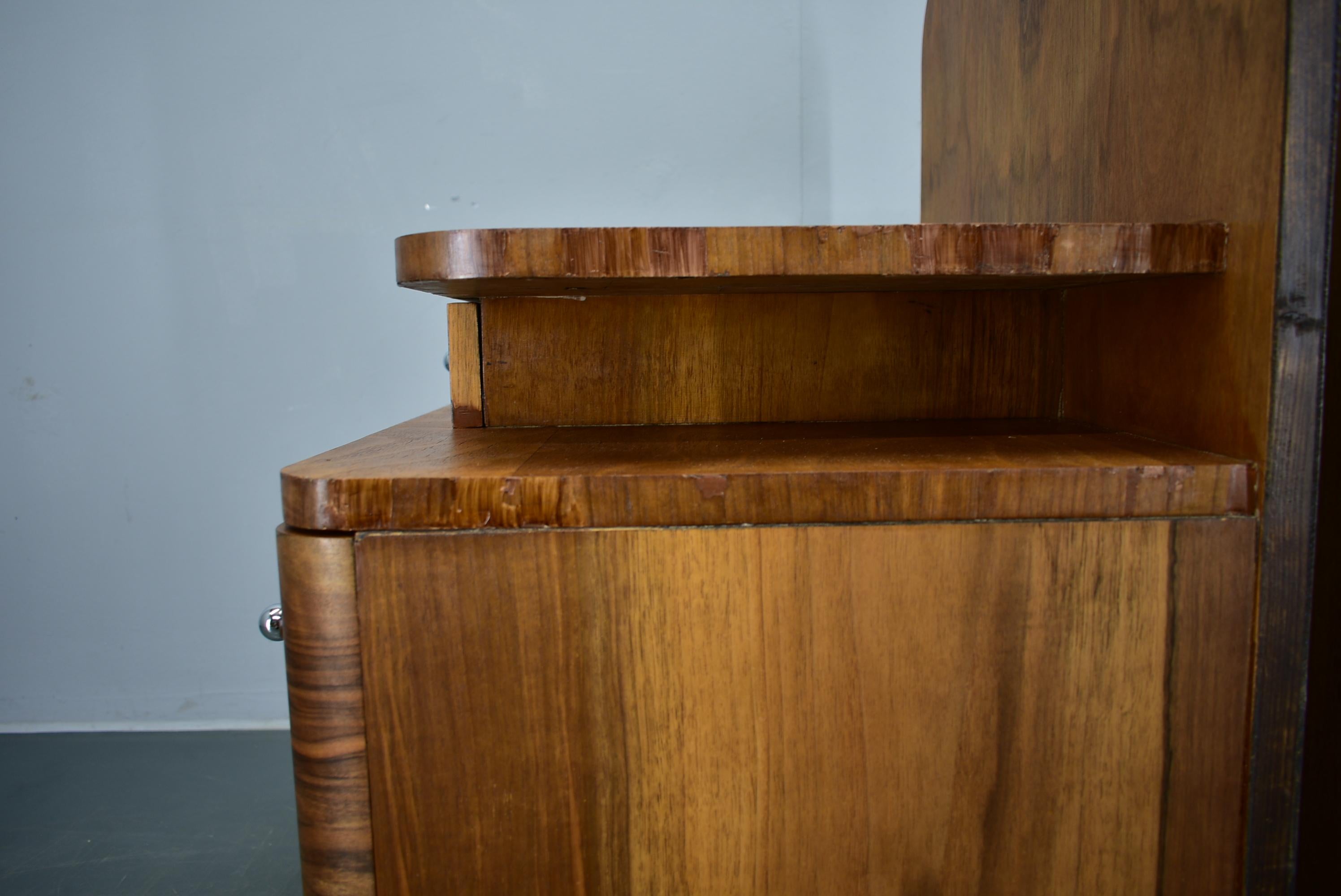 1939s Pair of Art Deco Bedside Tables, Czechoslovakia For Sale 8