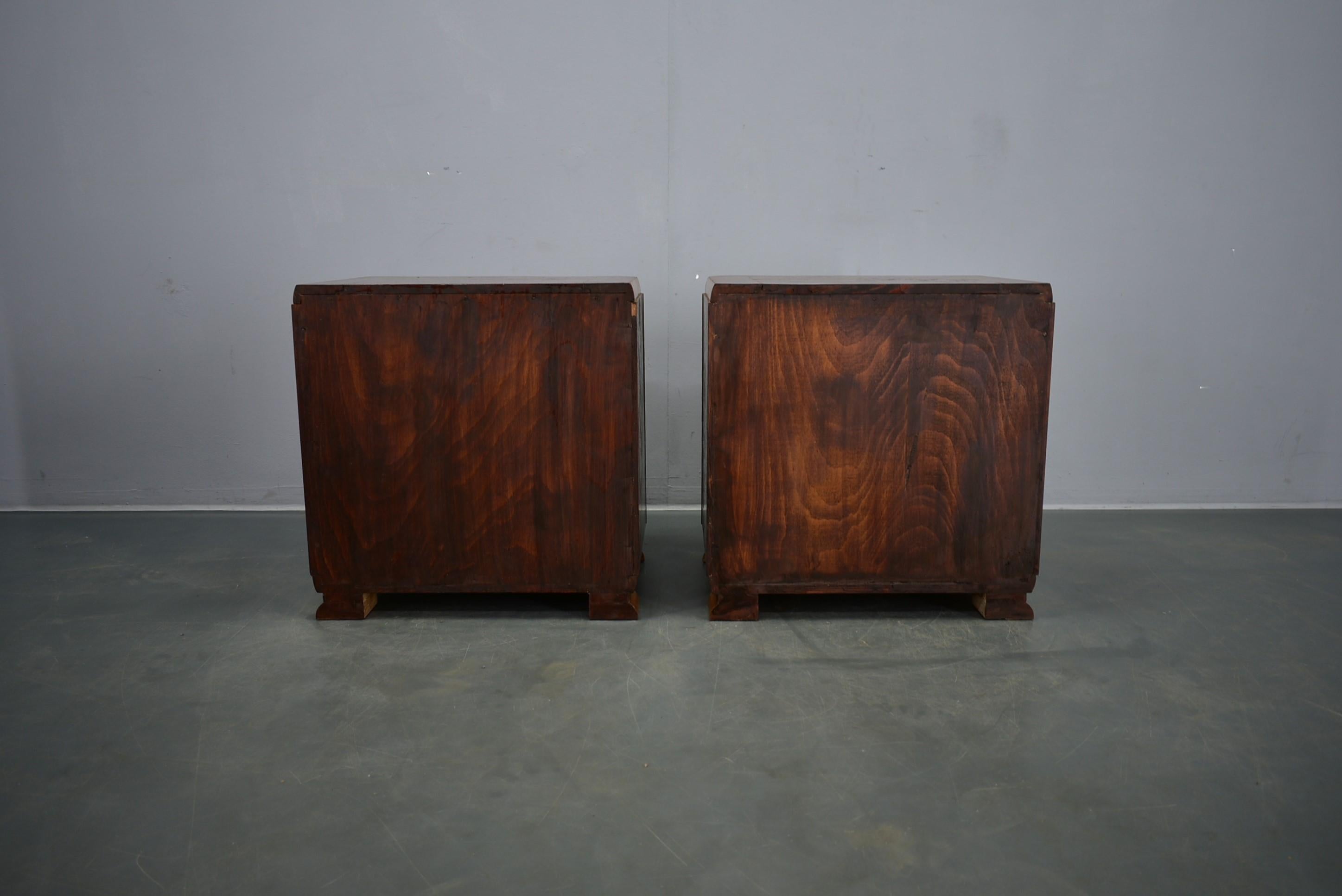 1939s Pair of Art Deco Bedside Tables, Czechoslovakia For Sale 14