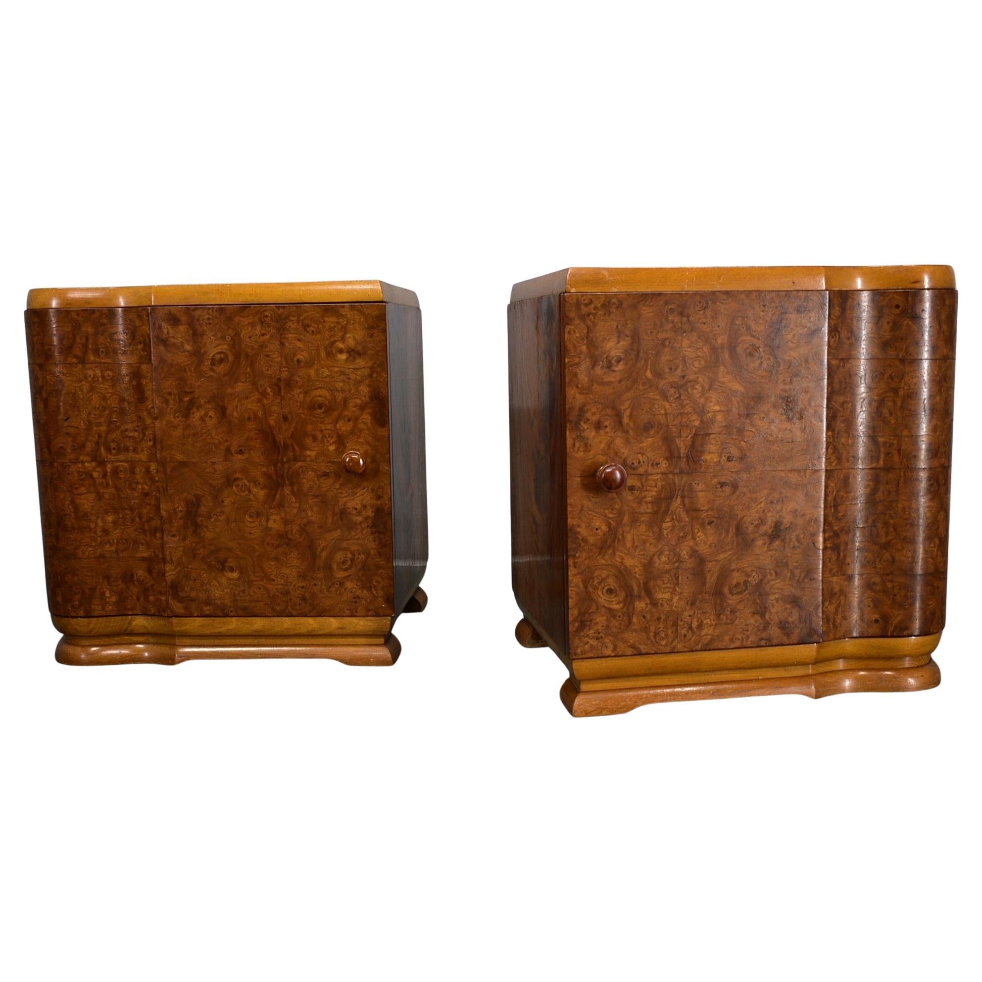 Good original condition
Made in Czechoslovakia
Made of wood
Polished
Cleaned.