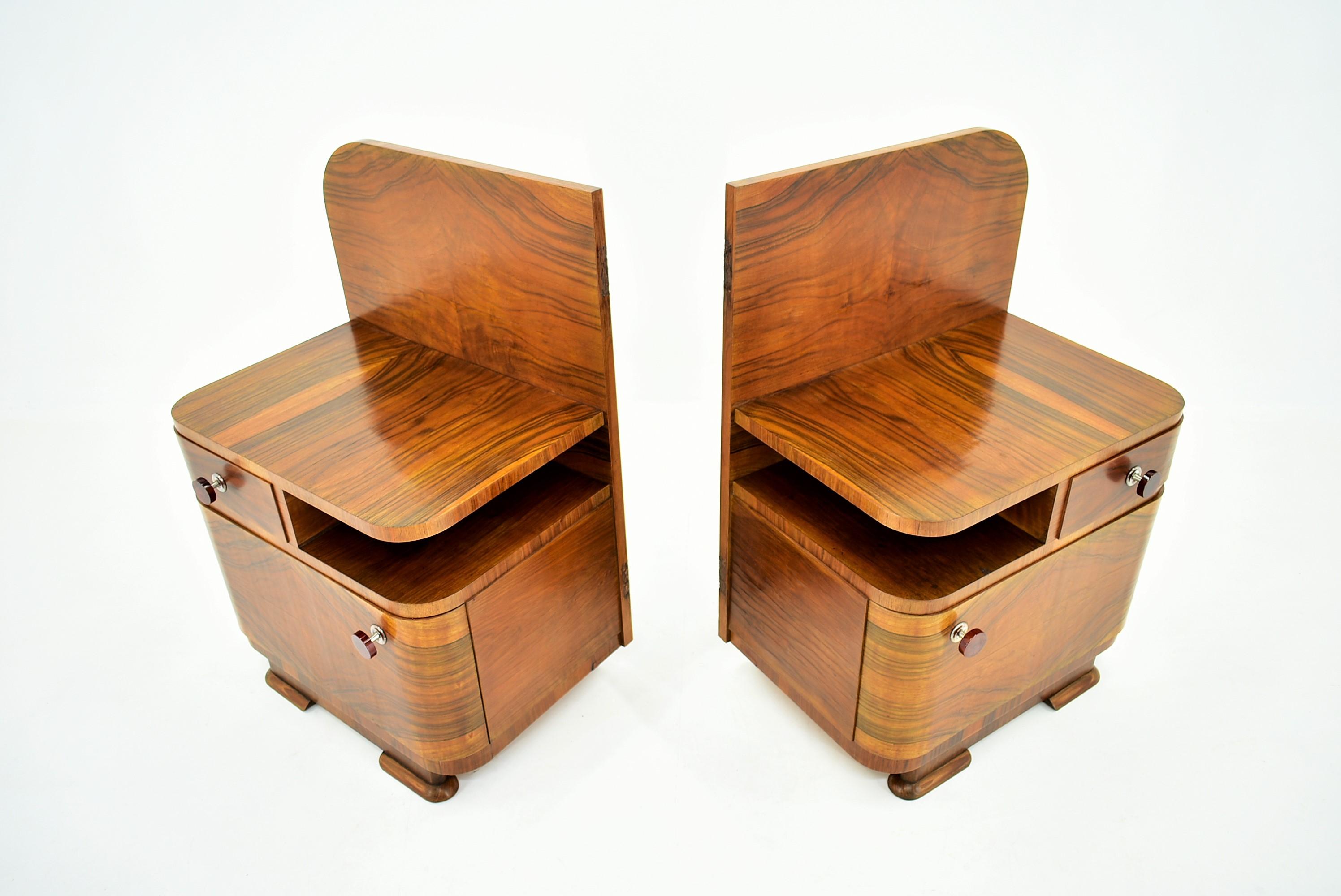 1939s Pair of Art Deco Bedside Tables, Czechoslovakia In Good Condition In Praha, CZ