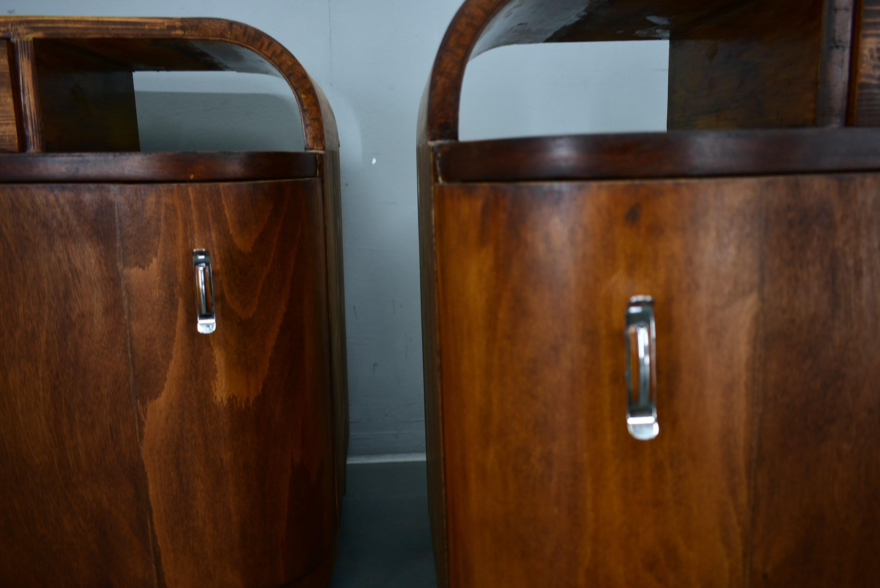 Coppia di comodini Art Déco degli anni '1939, Cecoslovacchia in vendita 1