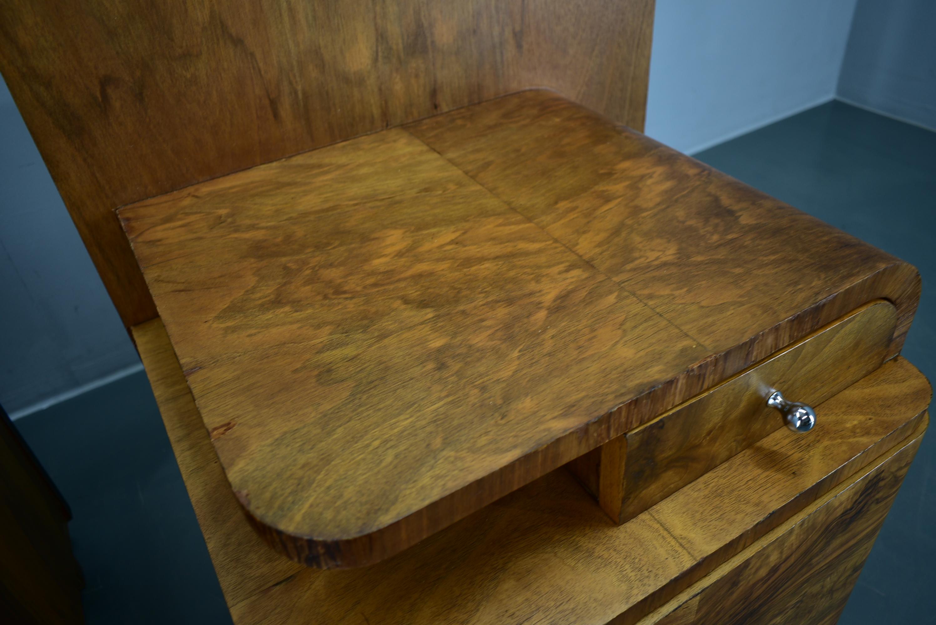 1939s Pair of Art Deco Bedside Tables, Czechoslovakia For Sale 3