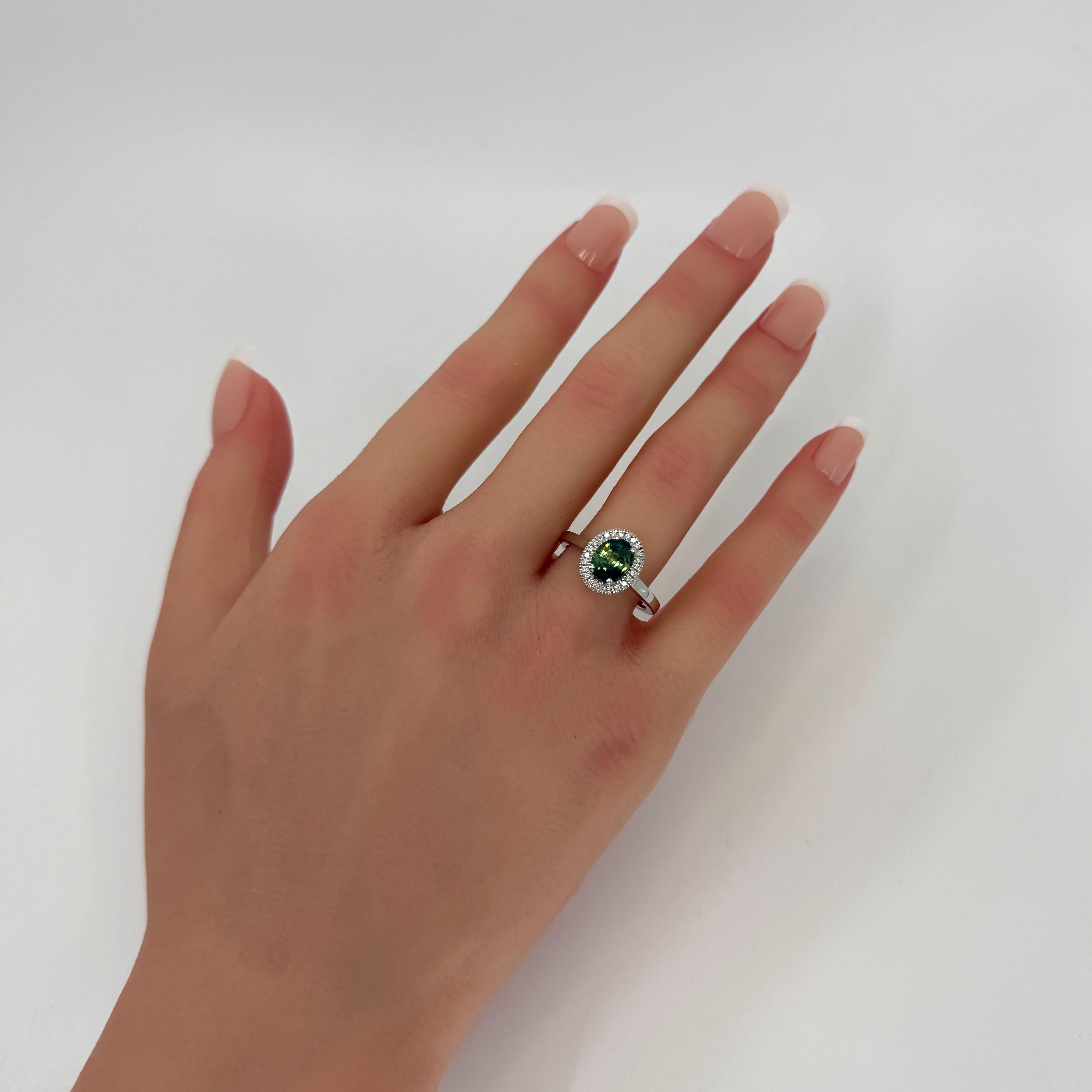 1.93ct Parti Bi Colour Oval Cut Blue Green Sapphire & Diamond Platinum Halo Ring For Sale 3