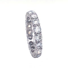 Anillo de platino con garras y corte redondo de diamante de 1,93 quilates 4,5 gramos