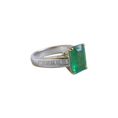 1.93ct Zambian Emerald Cocktail Ring 1.93ct Zambian Emerald Cocktail Ring
