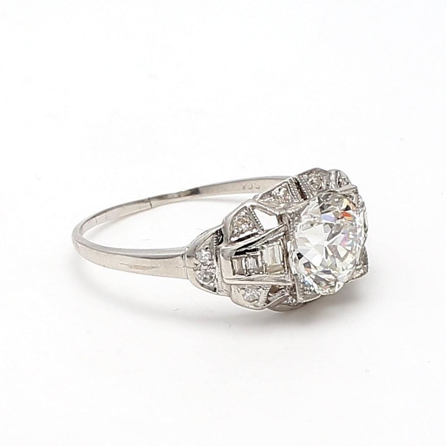 Title:
1.94 Carat Circular Brilliant Cut H VS1 Diamond Platinum Engagement Ring


Style:
Engagement


Metal:
Platinum


Gemstone 1:
1.94 Carat Diamond


Number of Stones:
1


Color:
H


Clarity:
VS1


Shape:
Circular Brilliant Cut


GIA:
DIAM CB H