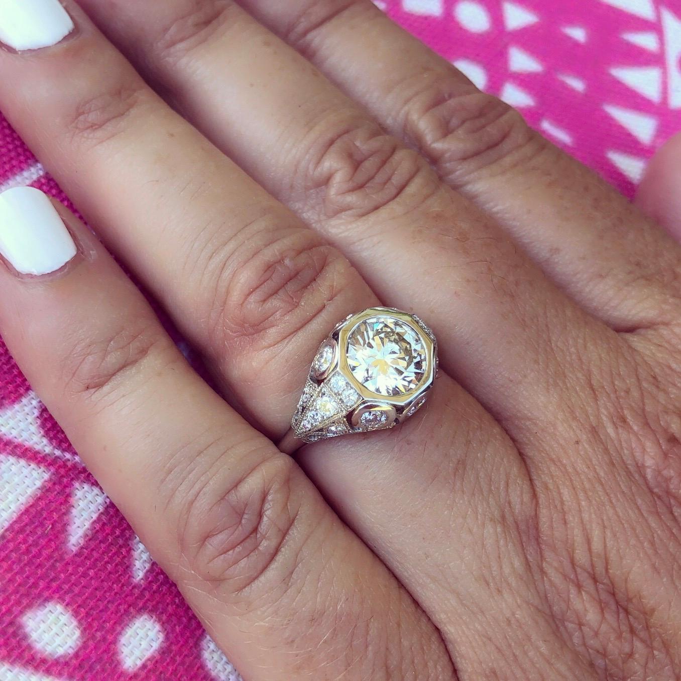 1 carat diamond platinum engagement ring