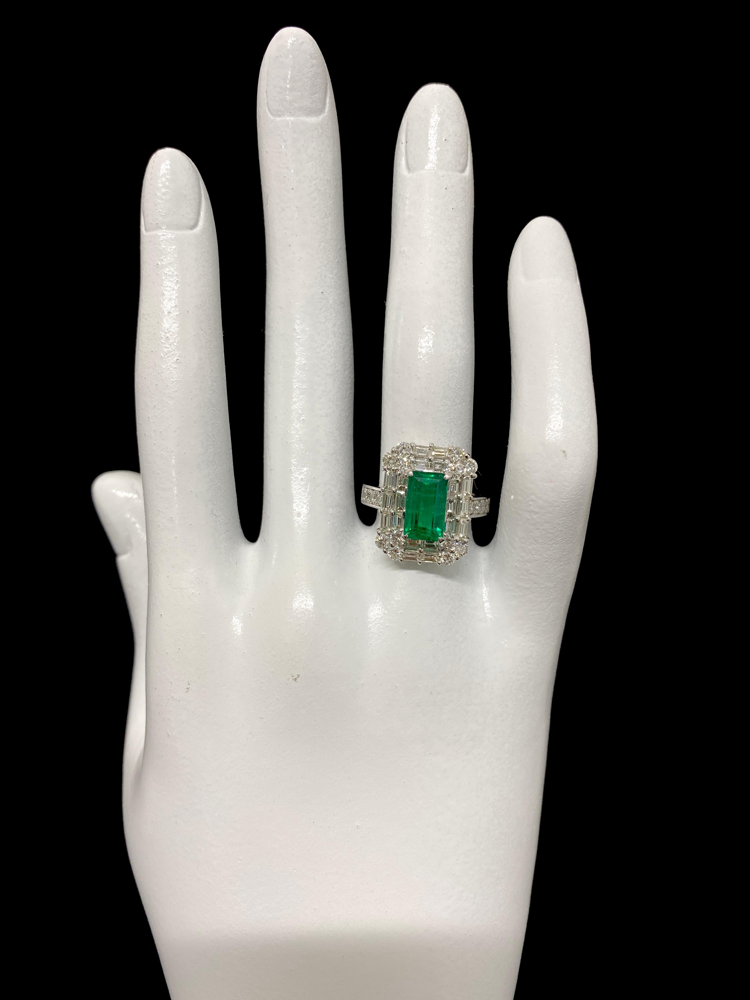 1.94 Carat Natural Emerald and Diamond Art Deco Inspired Ring Set in Platinum 1