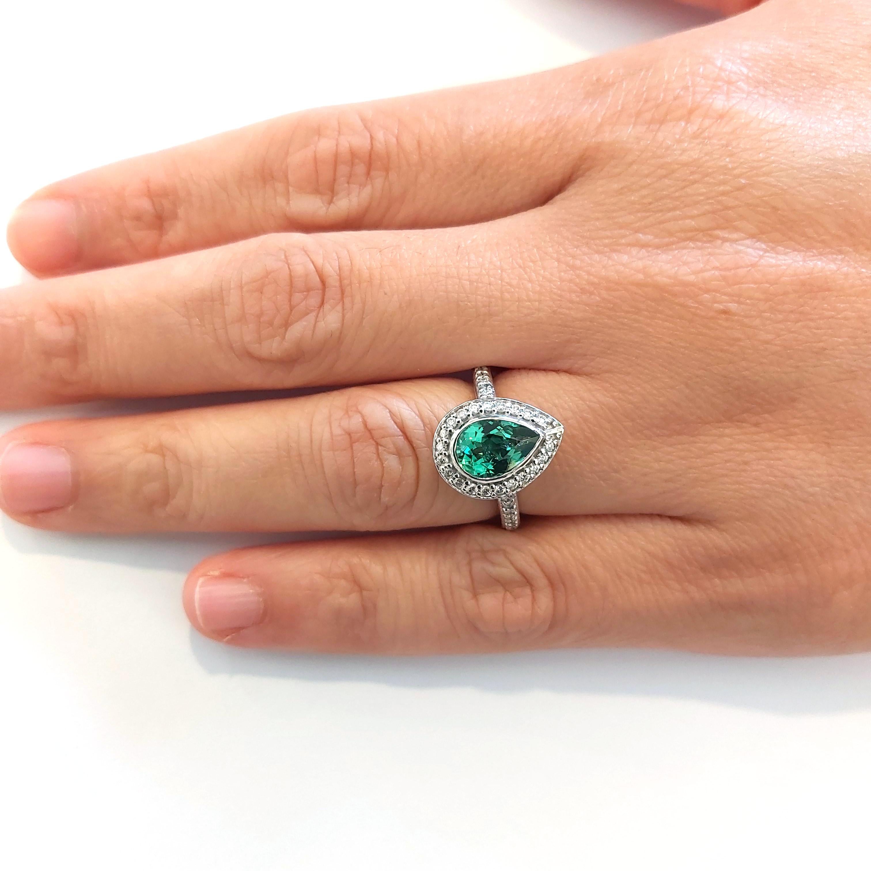 1.94 Carat Green Tourmaline Pear Diamond Cluster Ring Platinum Natalie Barney In New Condition For Sale In Crows Nest, NSW