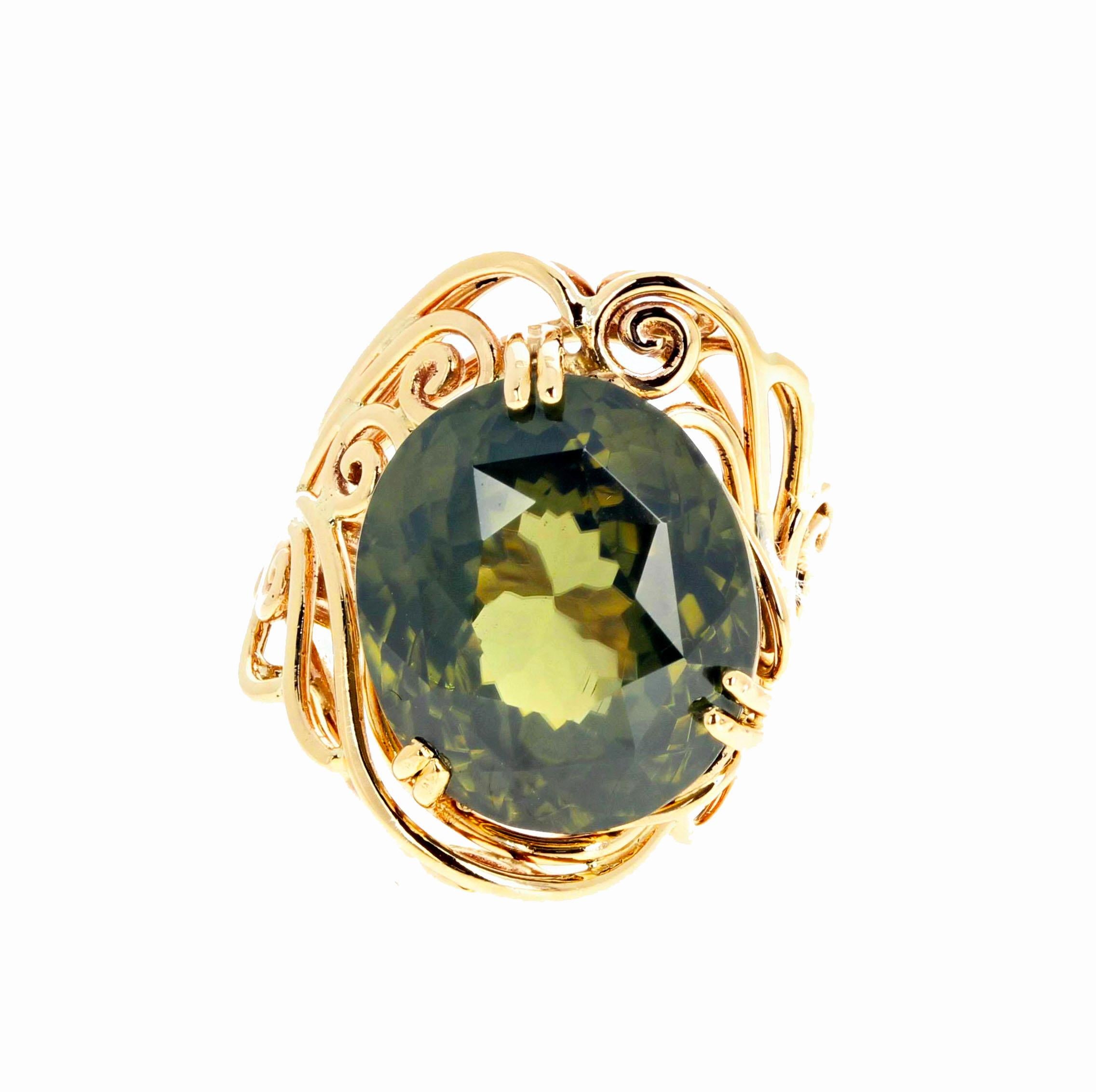 AJD Rare ENORMOUS Gemstone 19.4 Ct Natural Green Zircon Yellow Gold Ring In New Condition For Sale In Raleigh, NC