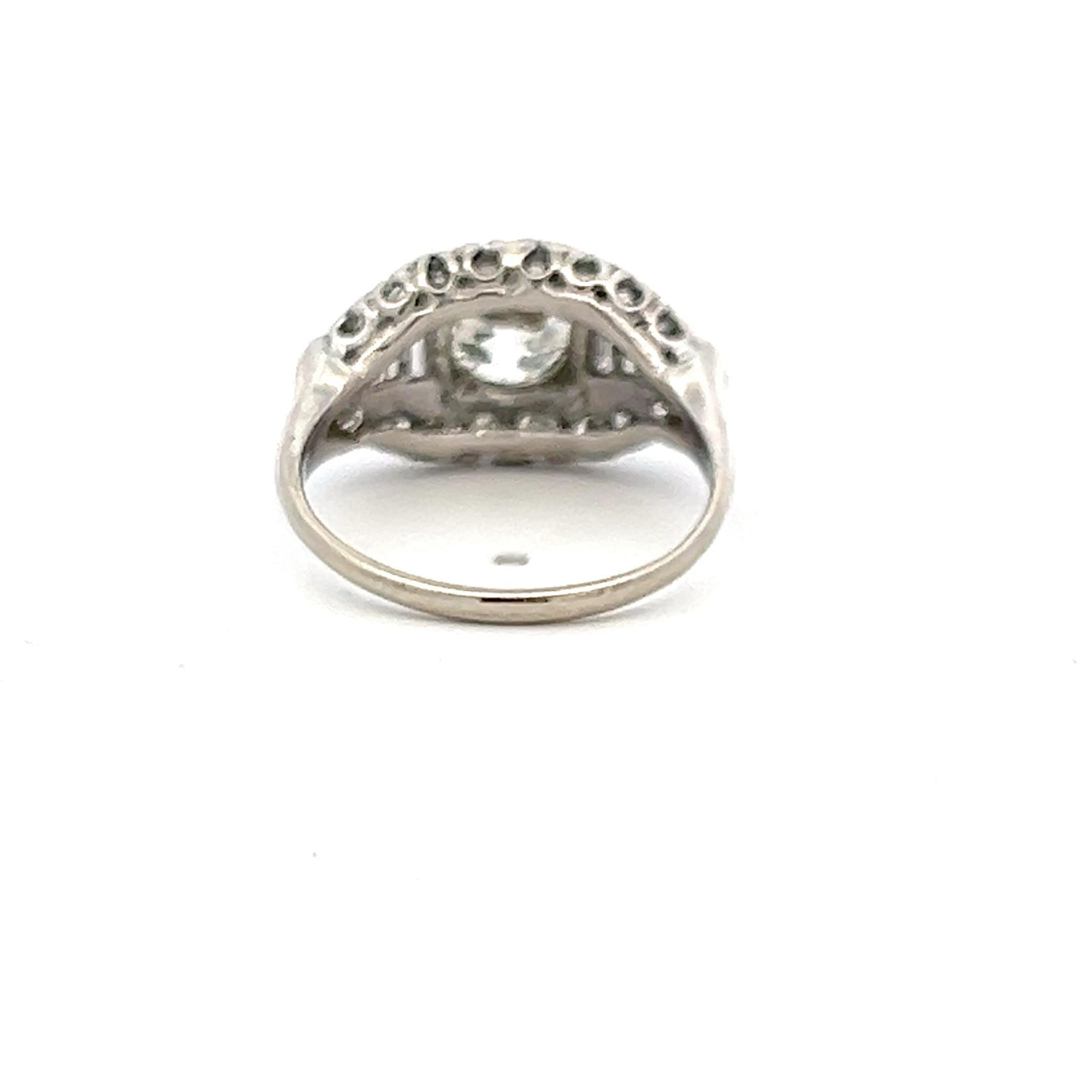 Taille vieille Europe Bague Art déco de 1,94 carat de forme européenne ancienne, ronde et baguette 14 carats en vente