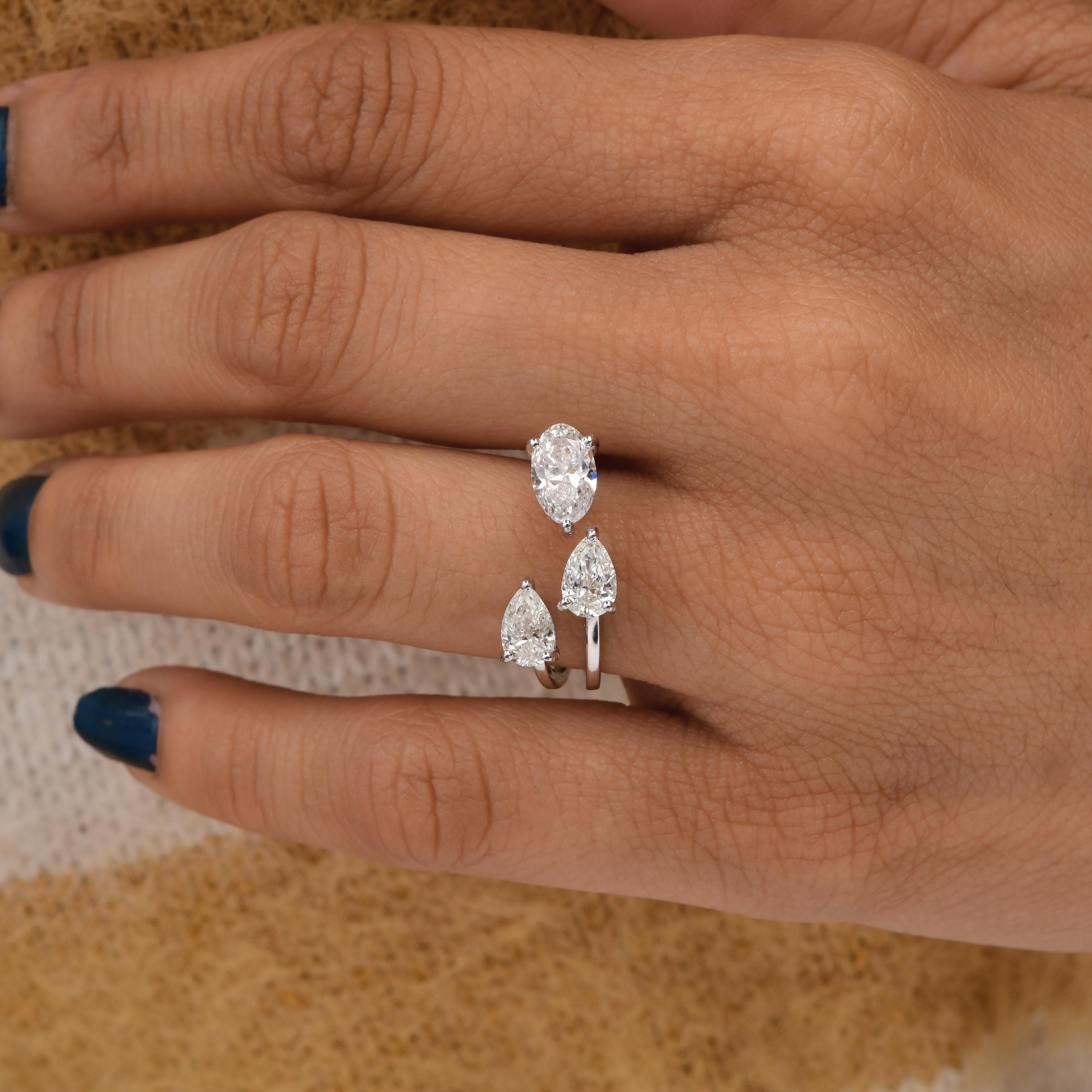 Dettagli

Codice articolo :- SER-24000D
Peso lordo :- 3.49 gm
Oro bianco 18k Peso :- 3,10 gm
Peso del diamante naturale :- 1.94 carati.  (DIAMANTE DI PUREZZA MEDIA SI1-SI2 E COLORE H-I)
Dimensioni dell'anello :- 7 US e tutte le dimensioni