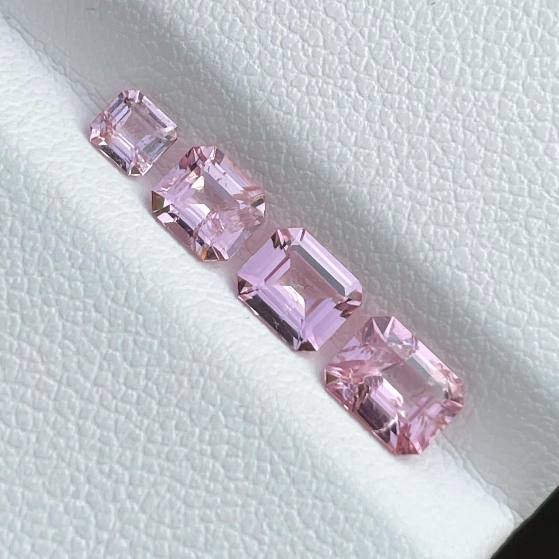 Modern 1.94 carats Pink Spinel Jewelry Batch Natural Loose Gemstones from Tajikistan For Sale