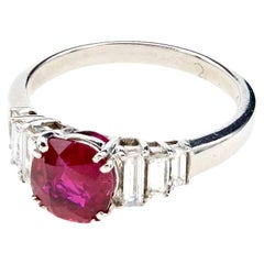 Retro 1.94 carats ruby and diamonds ring