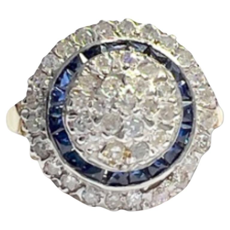 1940-1945 Art Deco Style Diamonds and Sapphire Yellow Gold and Platinum Ring