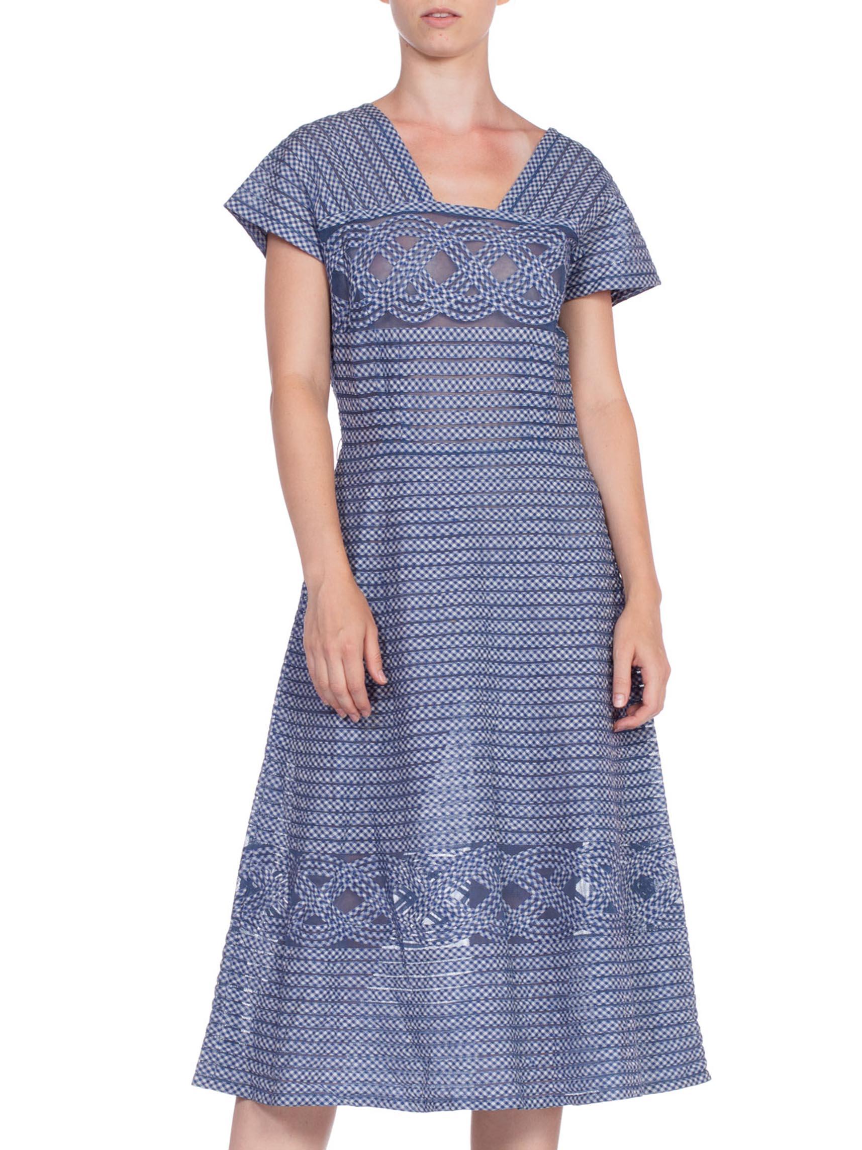 1950S KRAMER ORIGINAL Blue & White Cotton Gingham Appliqué On Net Fit And Flare For Sale 1