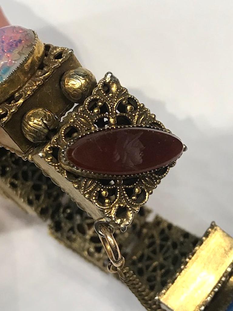 1940/50s Memory Wire Cabochon Bracelet In Good Condition In New York, NY