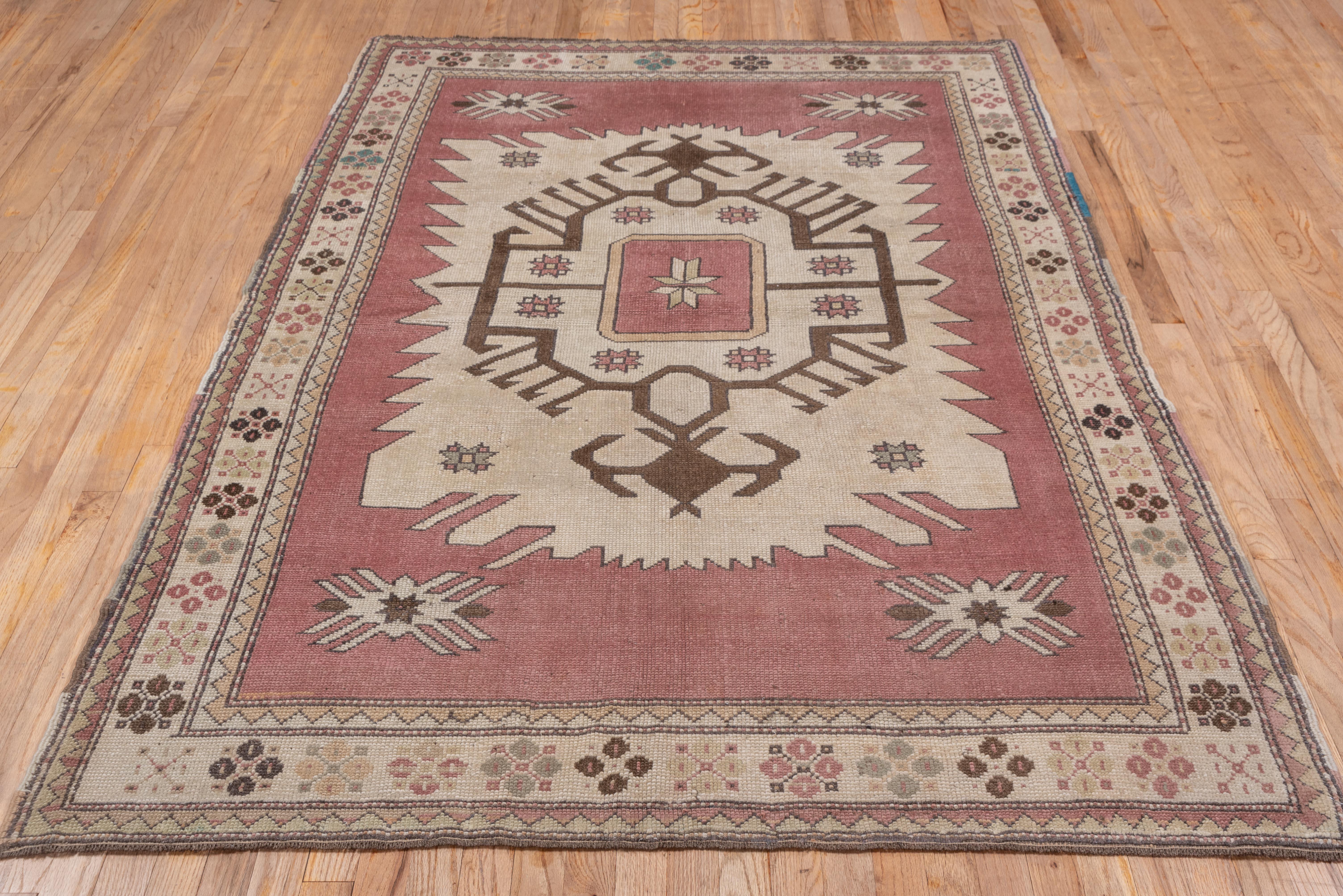 1940 Antique Oushak with Large Central Medallion For Sale 2