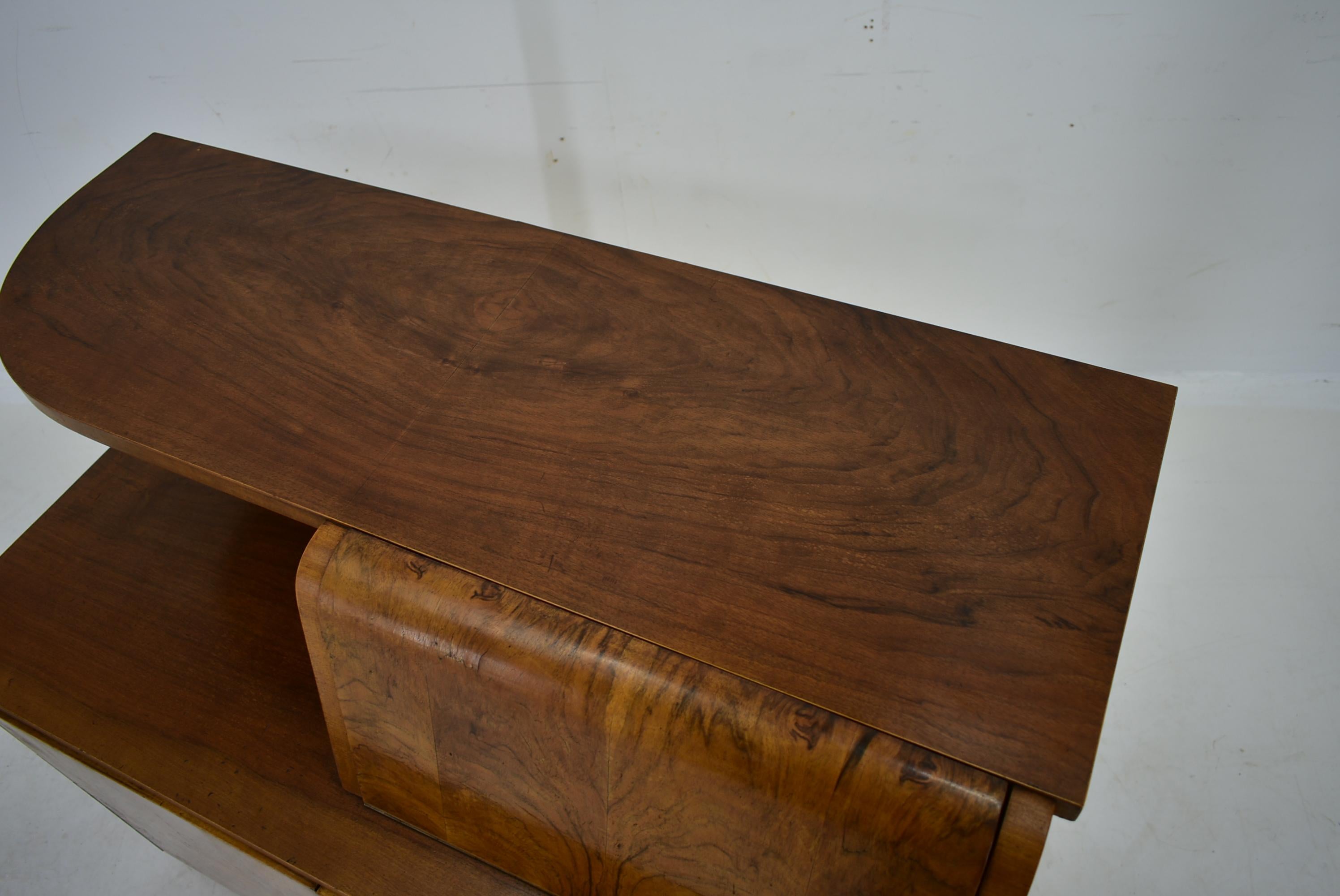 1940 Cabinet Art Deco in legno di Wood per UP Závody , Cecoslovacchia in vendita 1