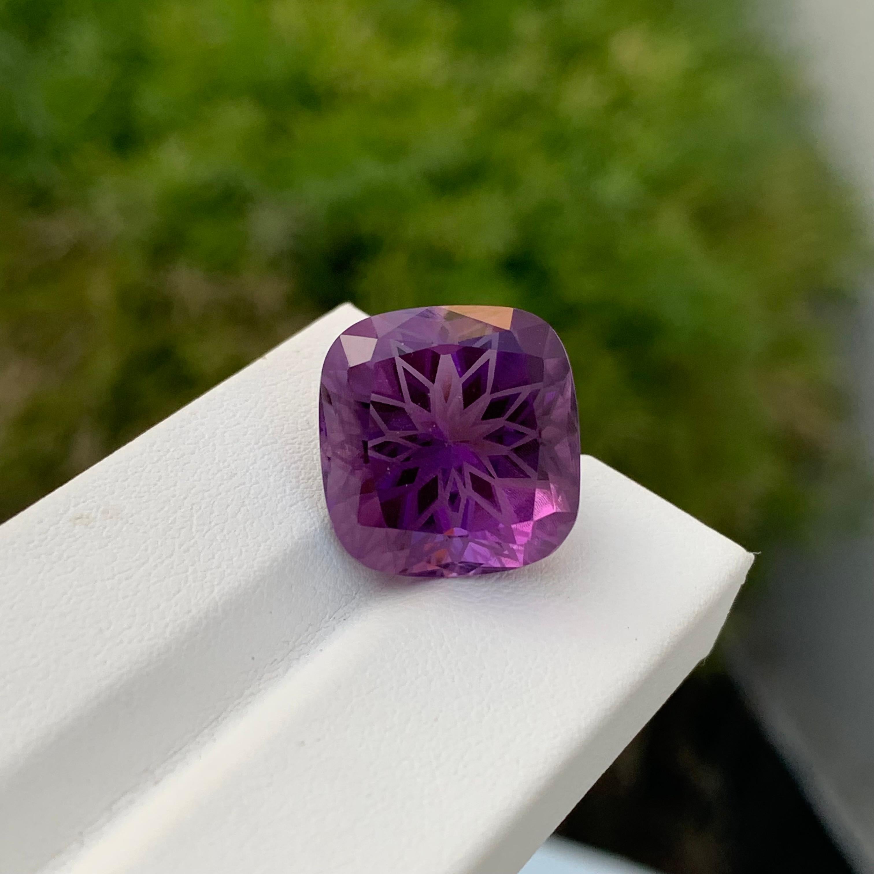 Women's or Men's 19.40 Carat Natural Loose Amethyst Flower Cut Gem From Brazil Mine For Sale