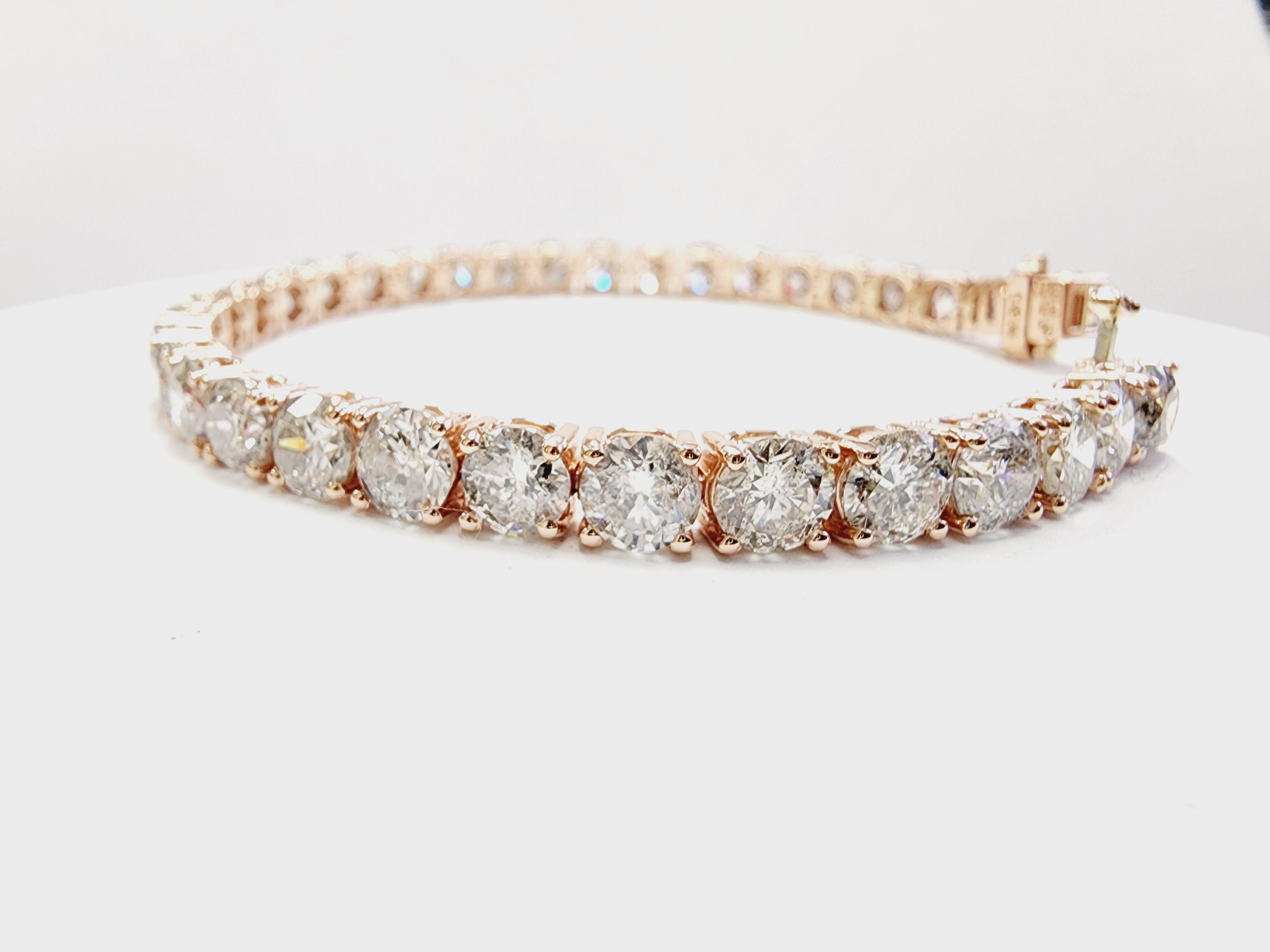 Round Cut 19.40 Carat Round Natural Diamond Tennis Bracelet 14 Karat Rose Gold For Sale