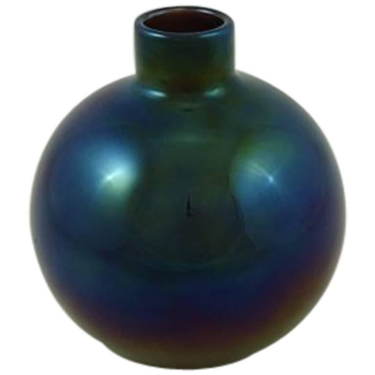 1940 Carlo Scarpa for Venini & C. Murano Glass Series "Iridati" Vase For Sale