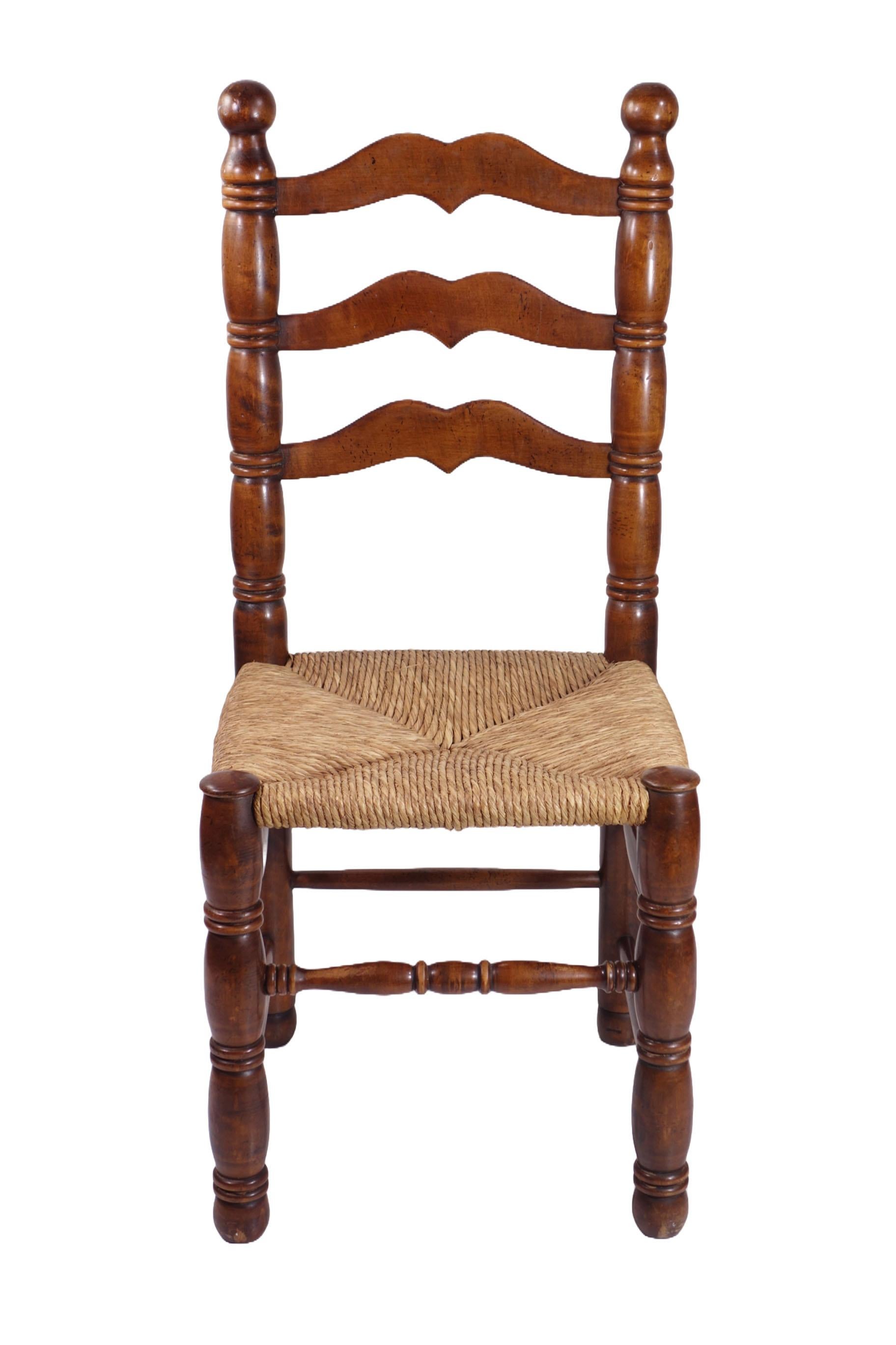 1940 Charles Dudouyt - Set di 4 sedie in vimini e quercia di design francese In condizioni buone in vendita a Brescia, IT