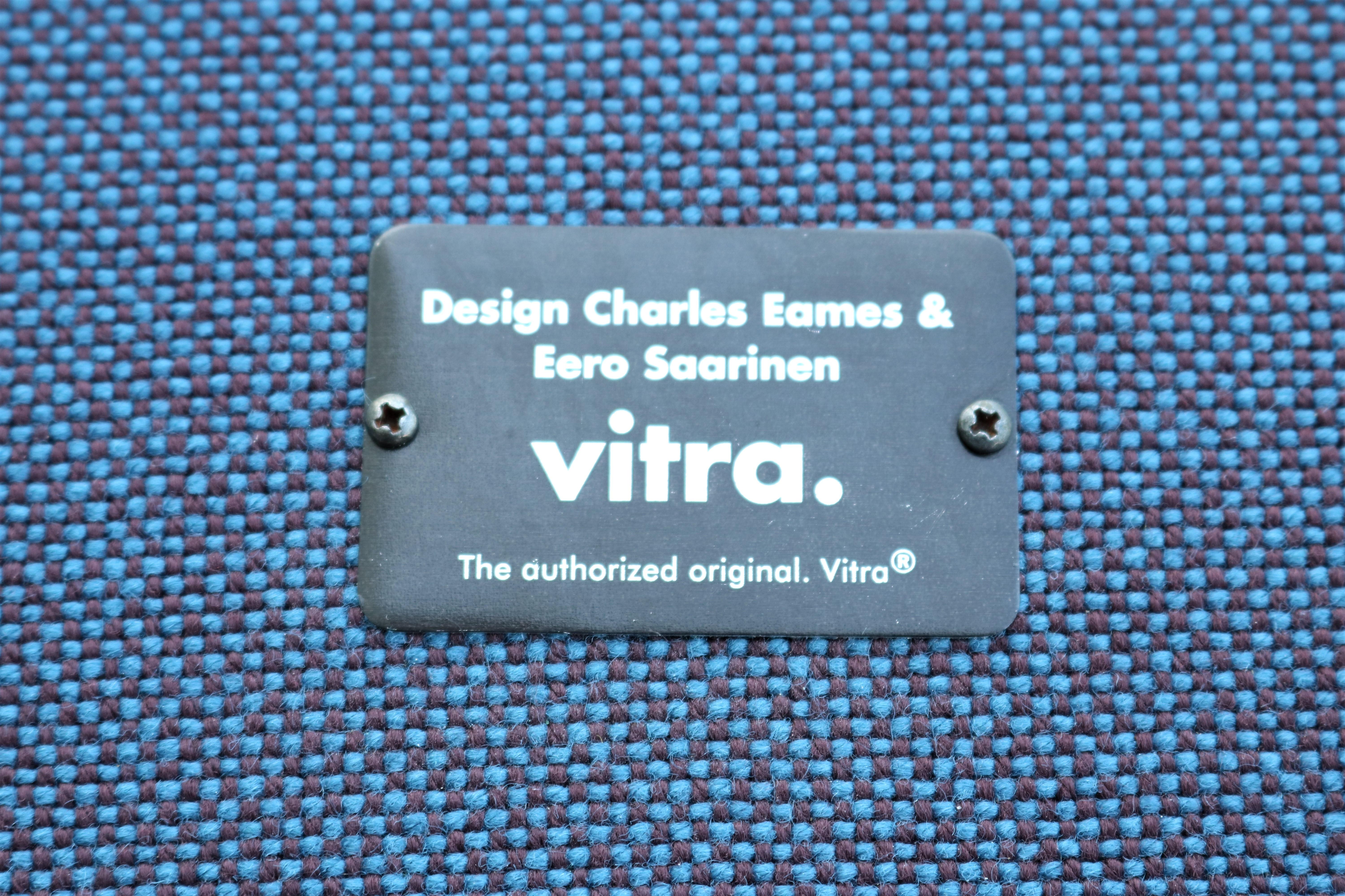 Charles Eames & Eero Saarinen for Vitra Organic Conference Chairs, Set of 4 For Sale 4