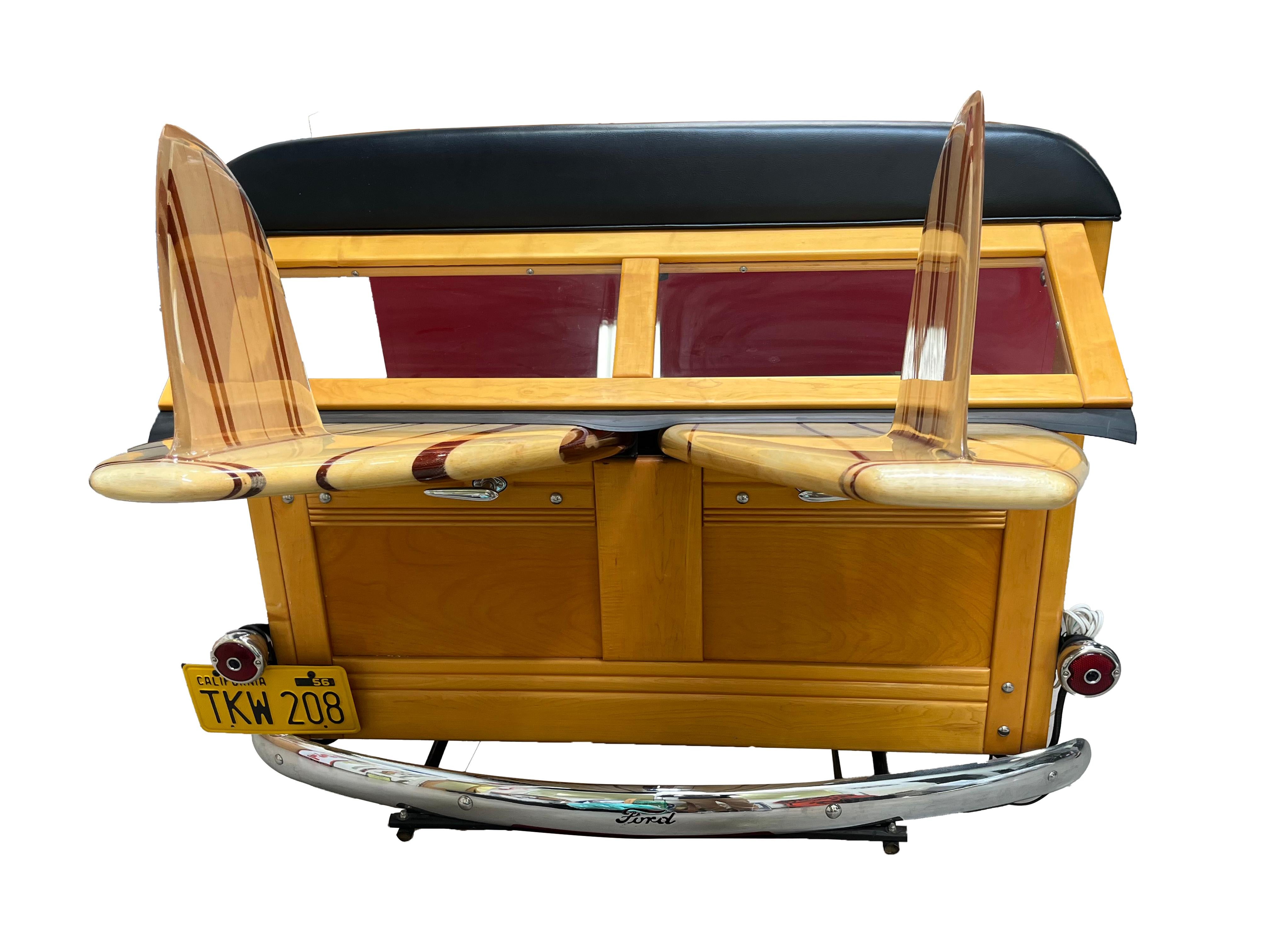 1940 Ford Woody Vintage Surfbrett Heckklappe Display