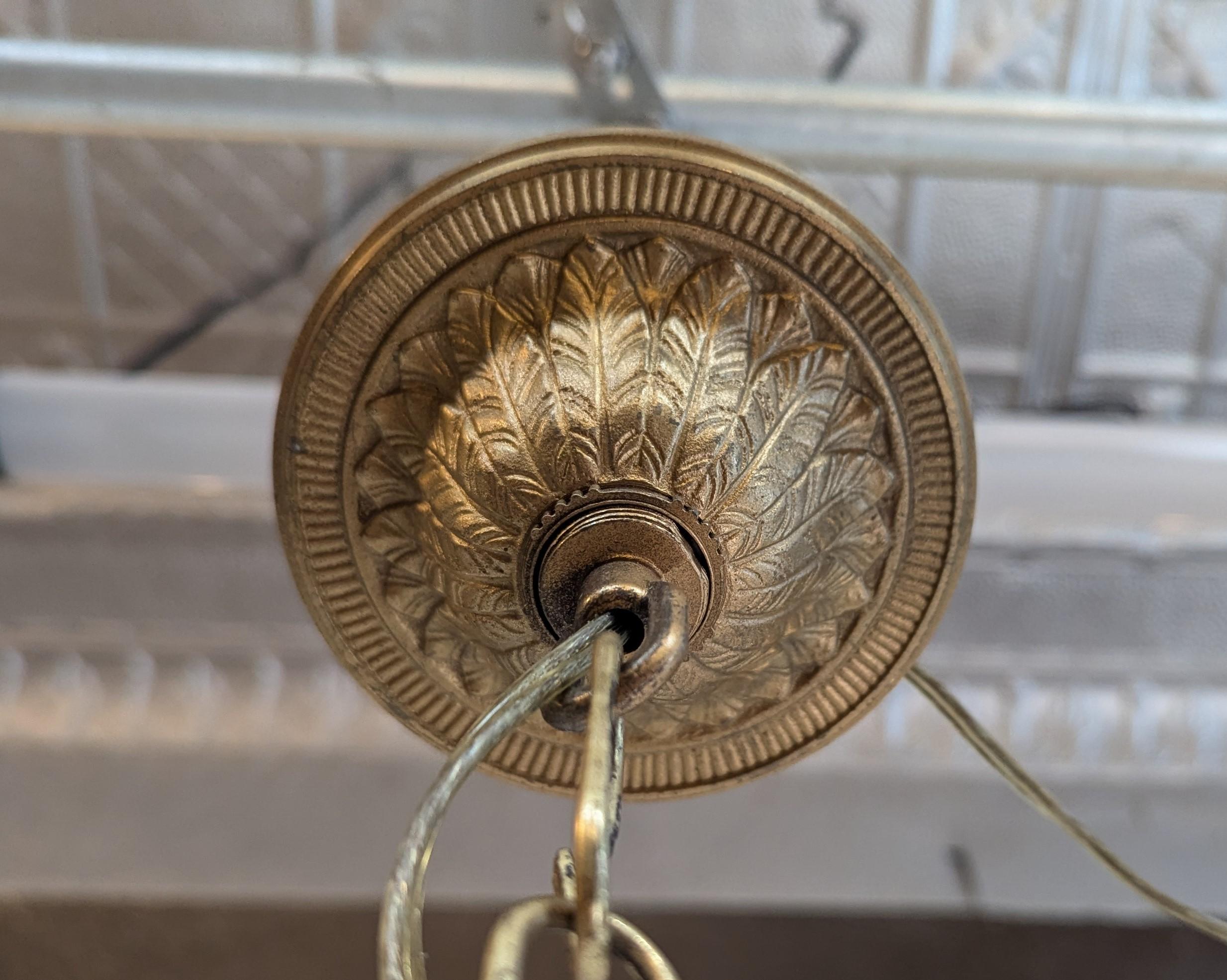 1940 French Tole Bronze with Ceramic Flowers Chandelier In Good Condition For Sale In New York, NY