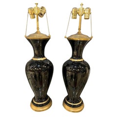 1940 Lámparas de sobremesa grandes de cristal opalino negro
