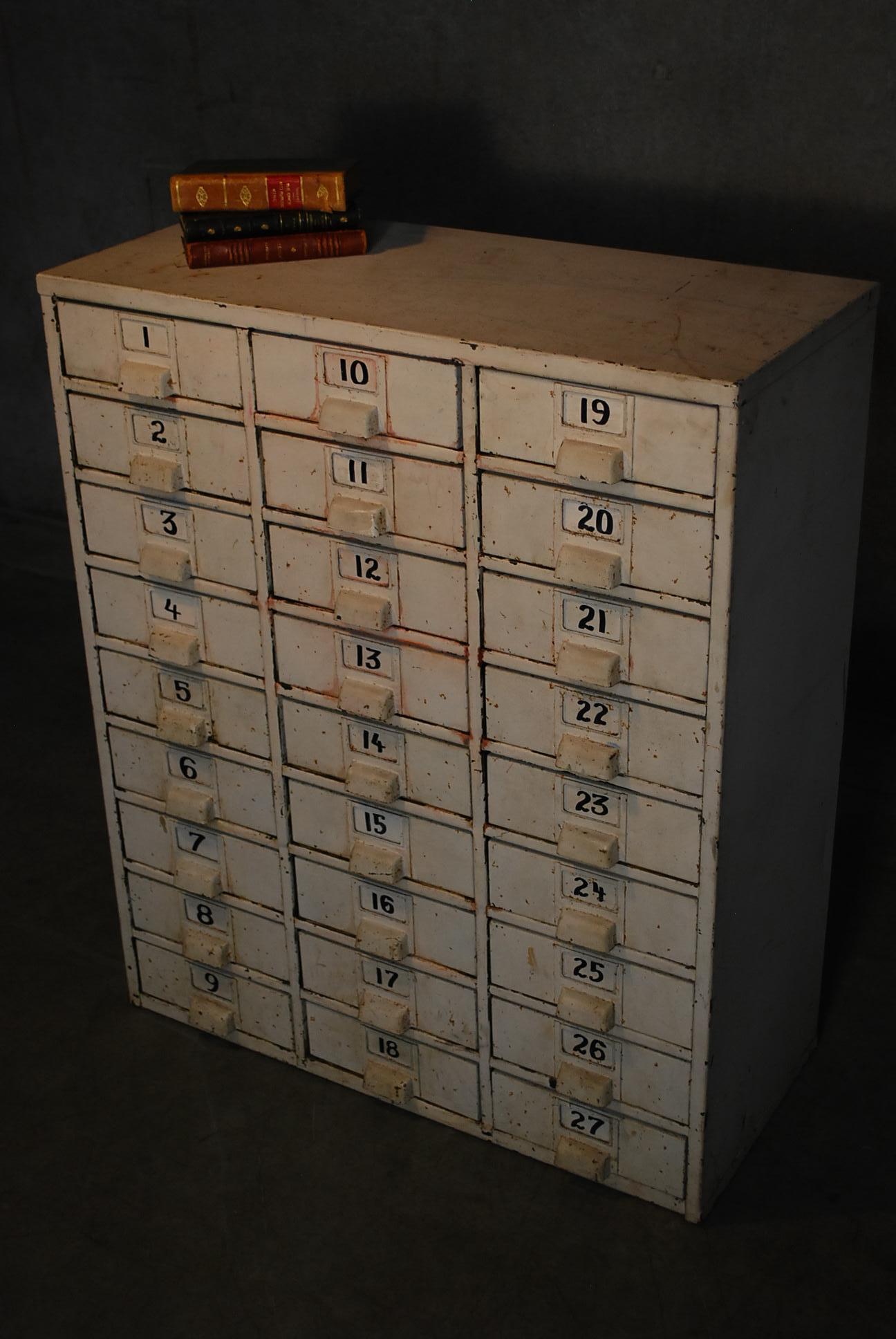 1940 Metal Multi Drawer Industrial Apothecary Cabinet In Good Condition In Surrey, BC