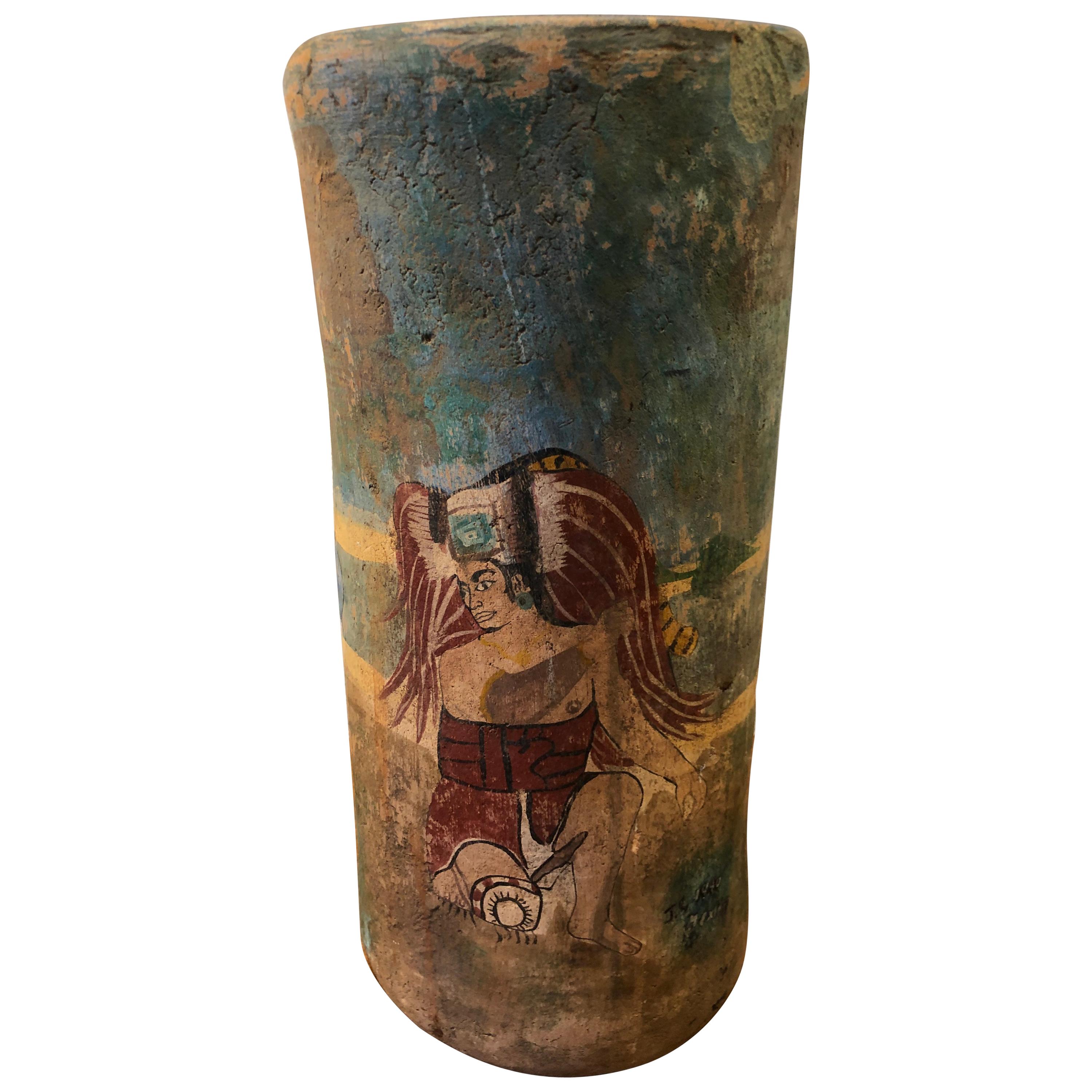 Mexikanische handbemalte Vase aus Keramik im Aztekenstil, 1940 im Angebot