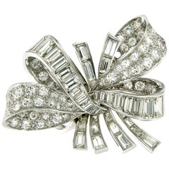 1940' Missiaglia Venezia 3 Carats Diamond and Platinum Bow Ring