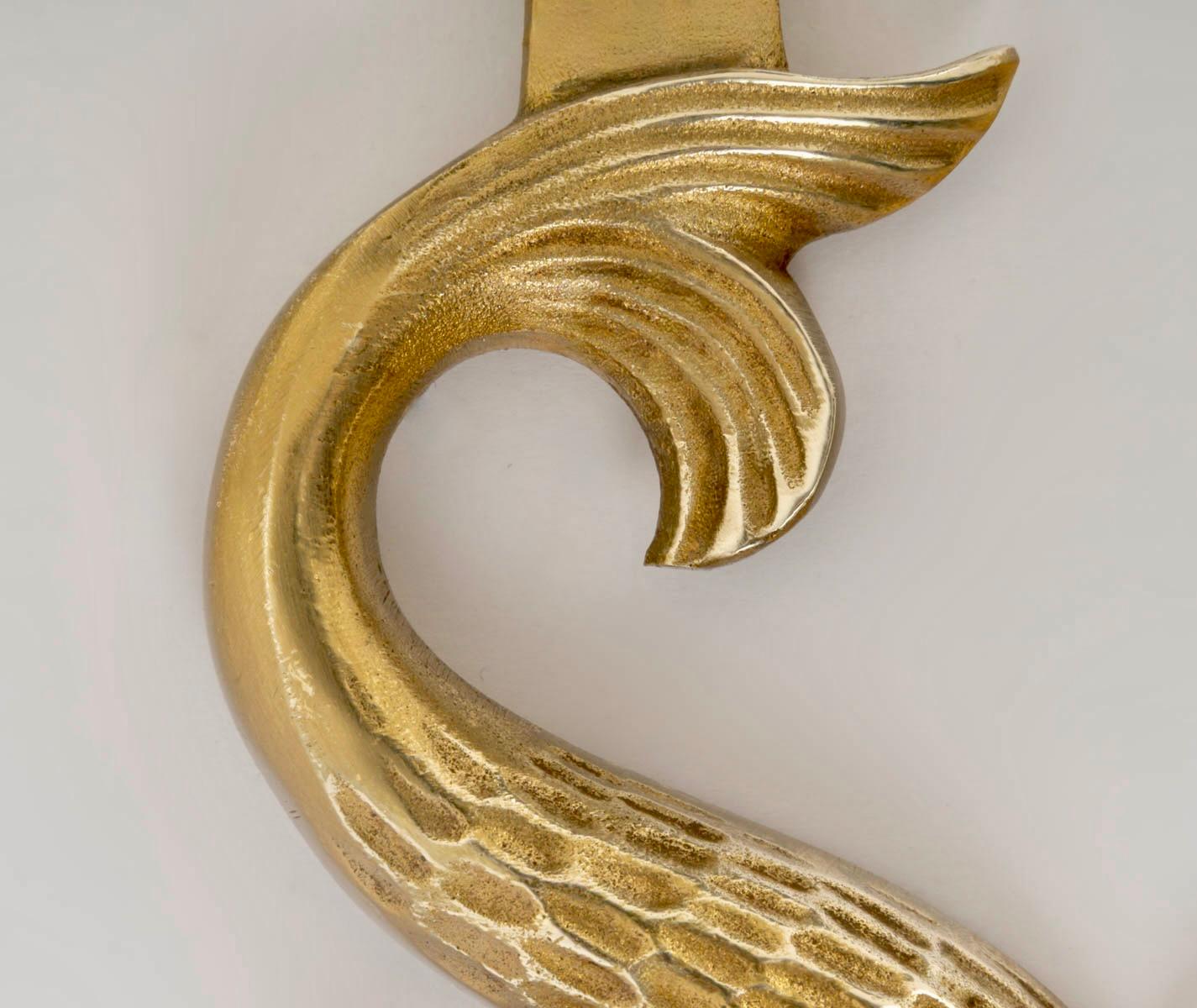 Milieu du XXe siècle Paire de lampes murales en bronze 