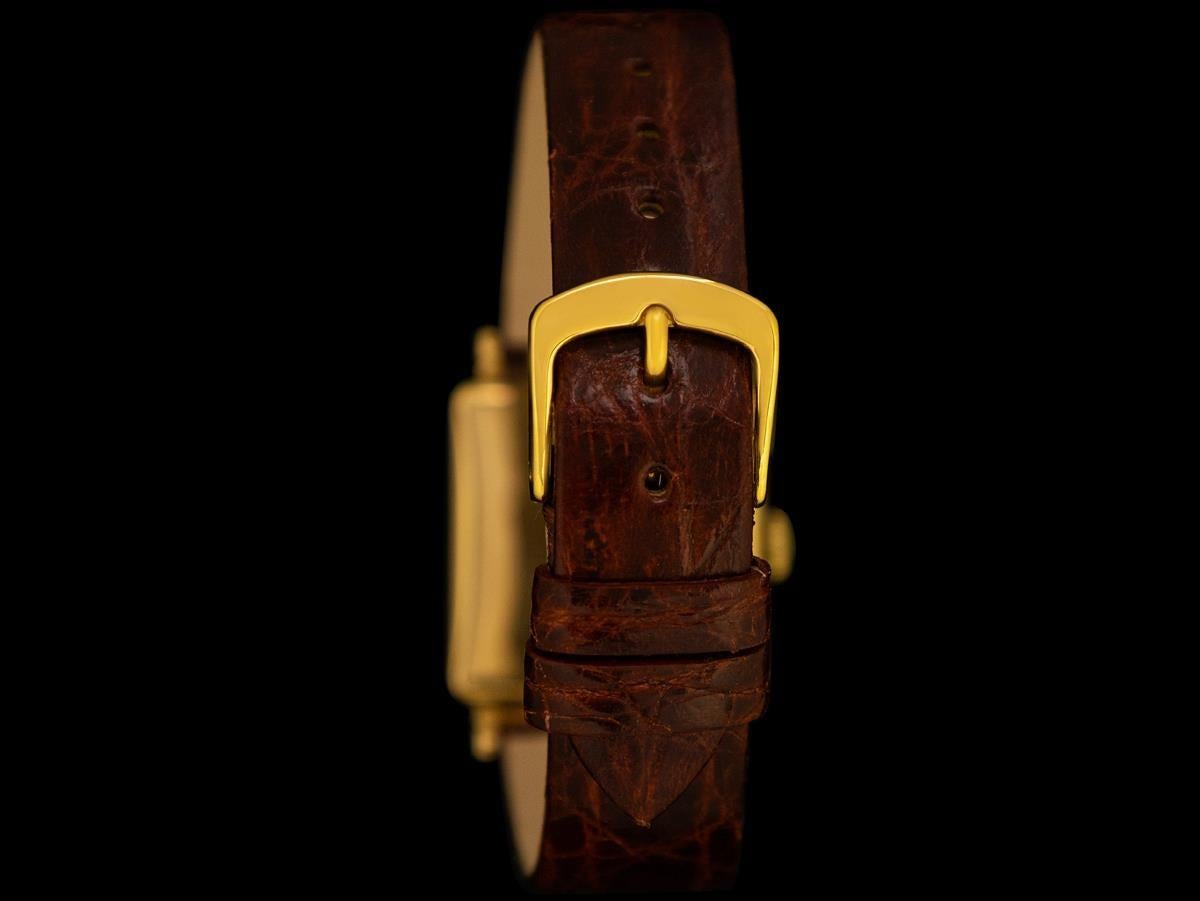 1940 Patek Philippe Vintage Herren-Kissenuhr mit gestuften Bandanstößen - 18K Gold im Angebot 5