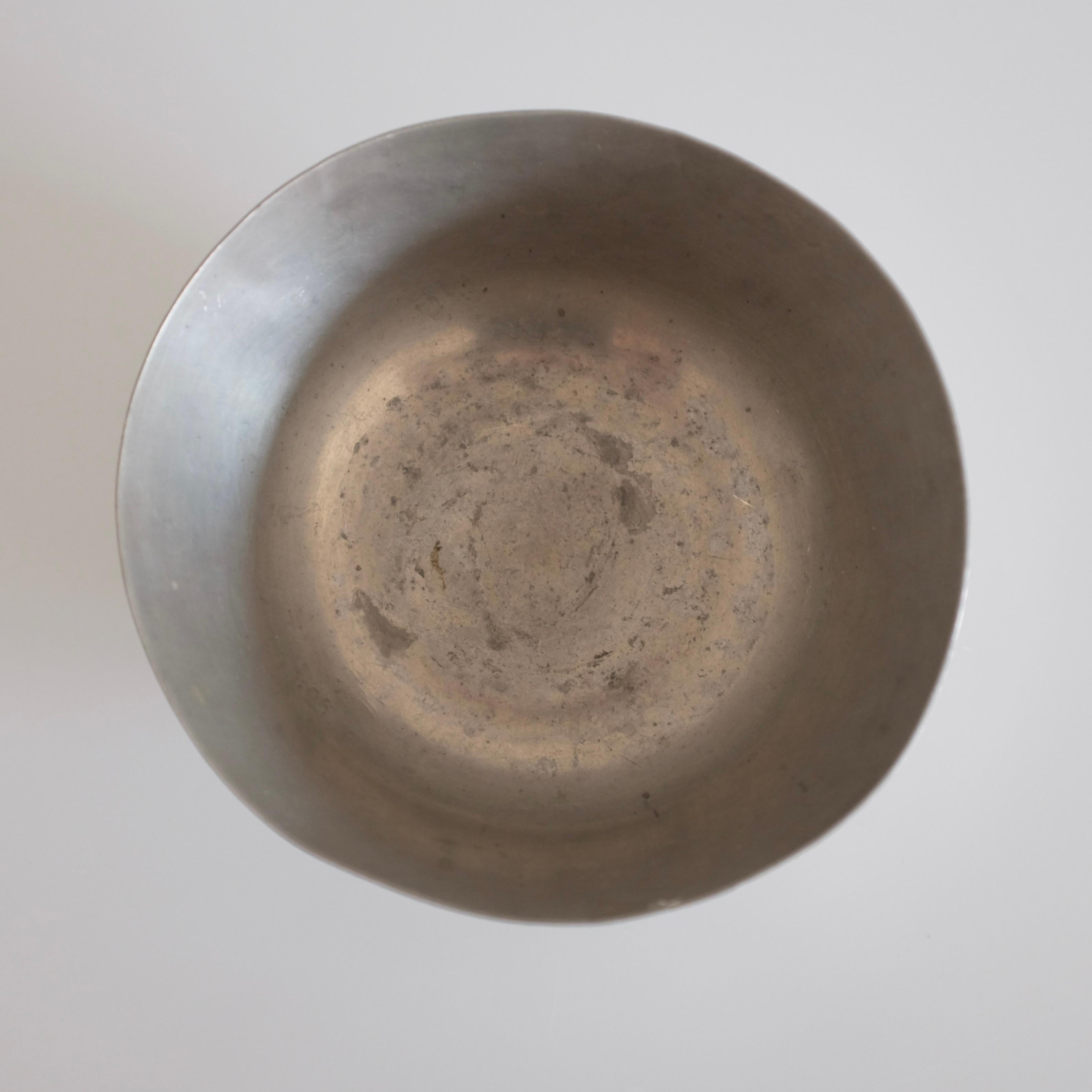 Mid-20th Century 1940 Pewter and Brass bowl by Mabos For Sale