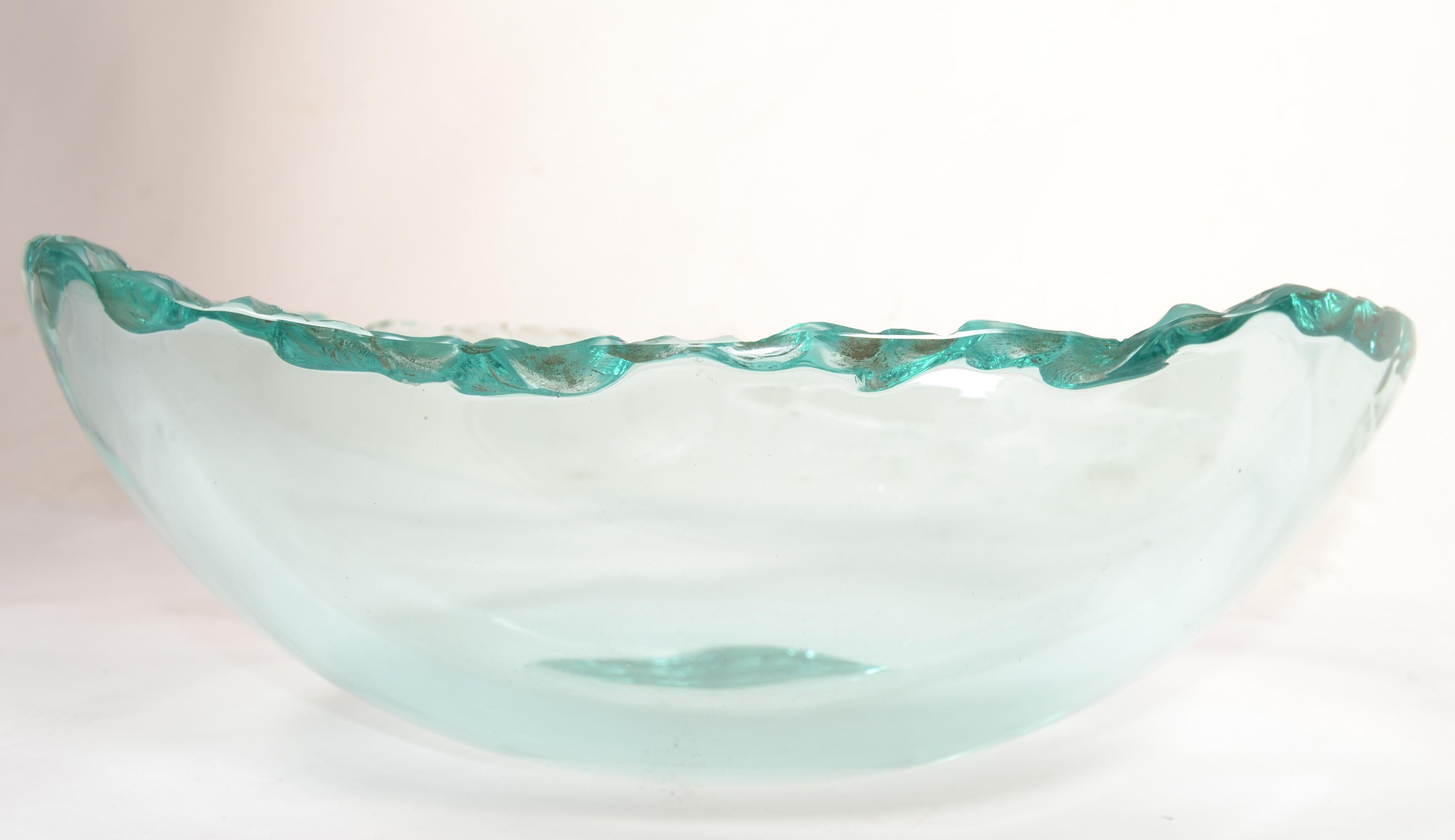 Intagliato a mano 1940 Pietro Chiesa Ciotola in vetro d'arte pesante cesellato Greene & Greene Fontana Arte Italia in vendita