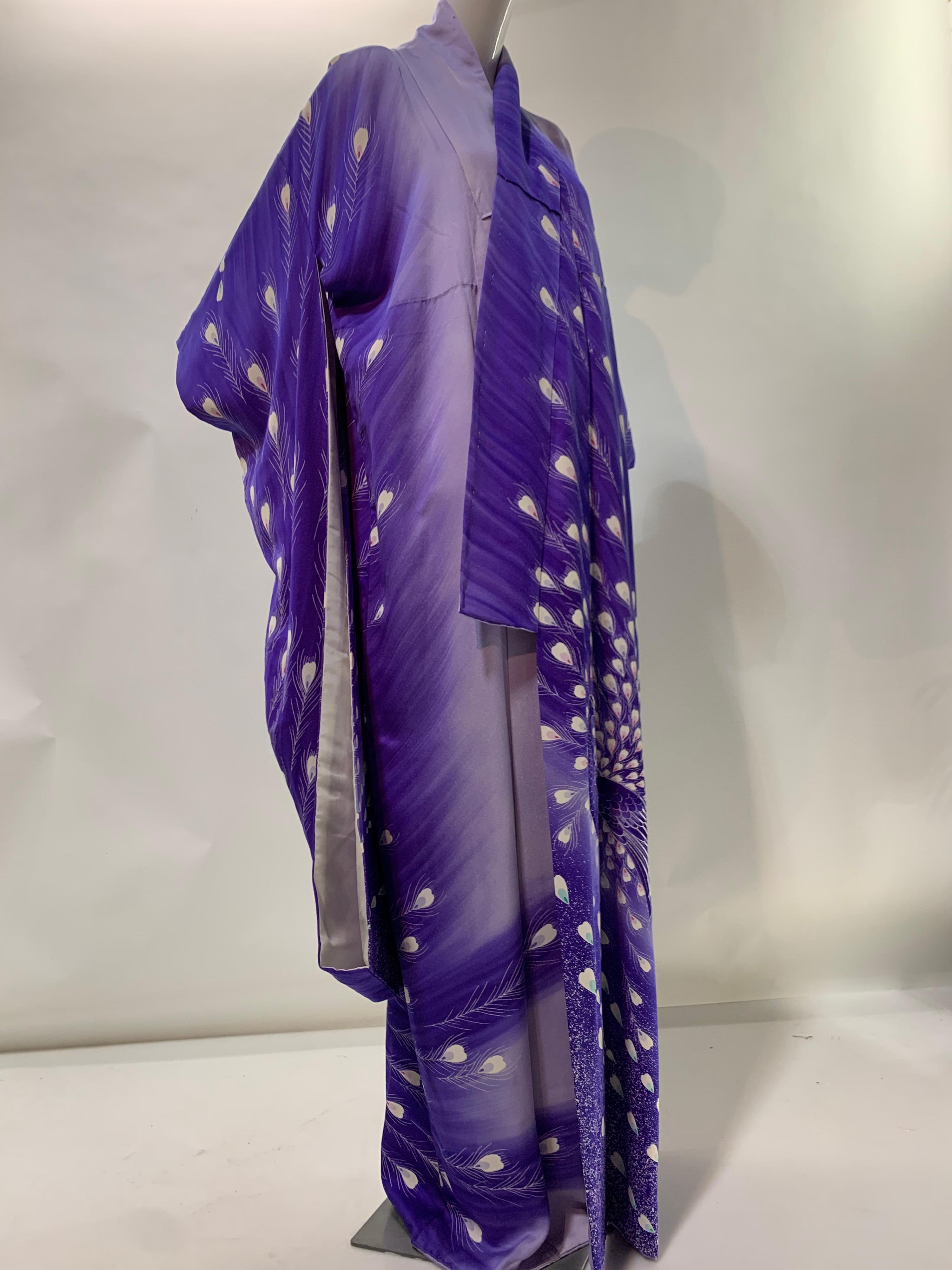 1940 Pristine Purple Ombré Silk Kimono W/ Dramatic Hand Painted Peacock Motif  In Excellent Condition In Gresham, OR