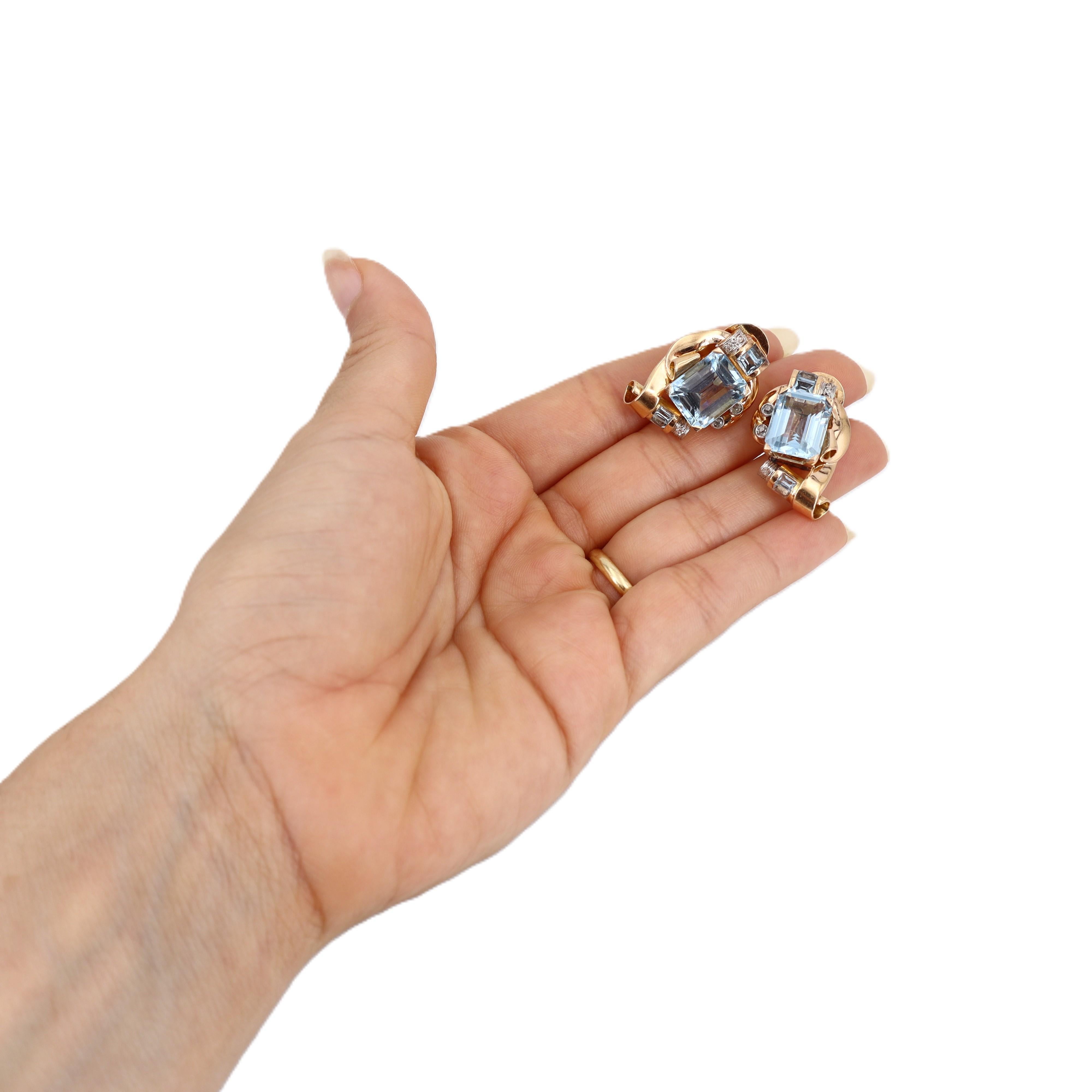 1940 Retro Boucles d'oreilles à clip en or jaune 18k avec 15.68 ctw en aigue-marine et diamants en vente 1